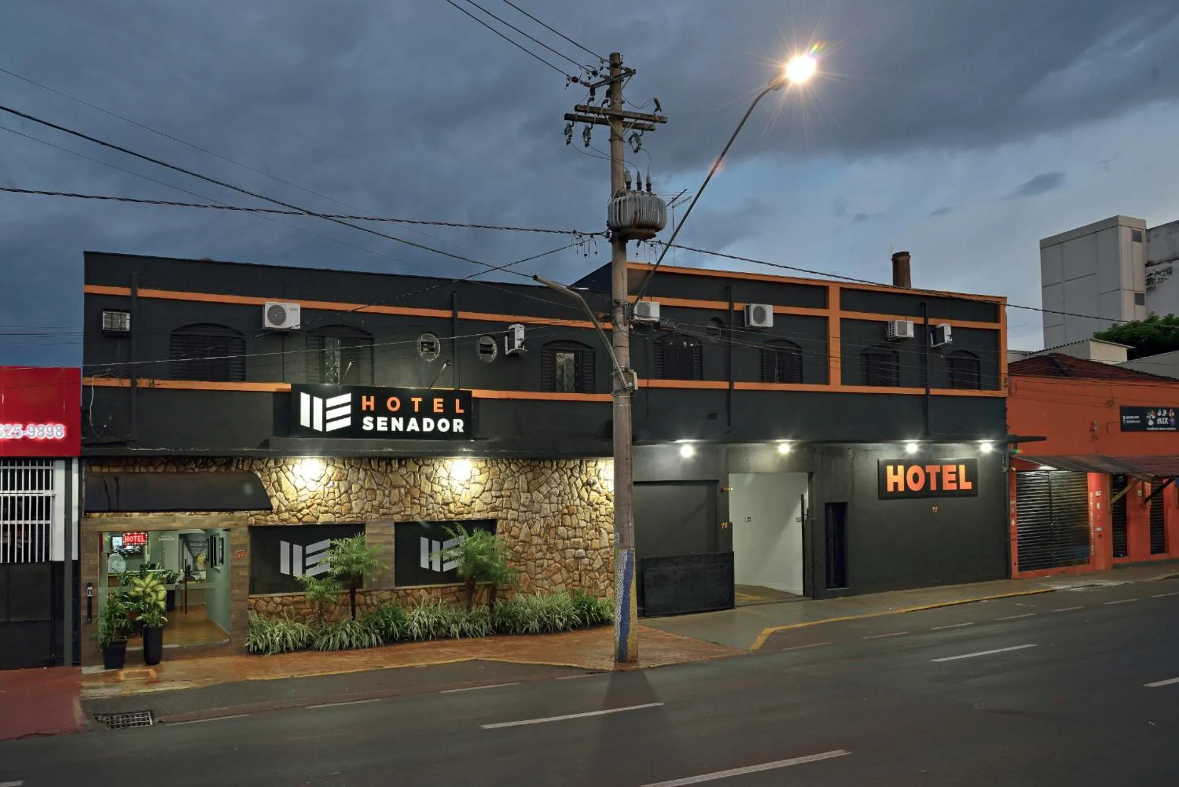 Property building in HOTEL SENADoR