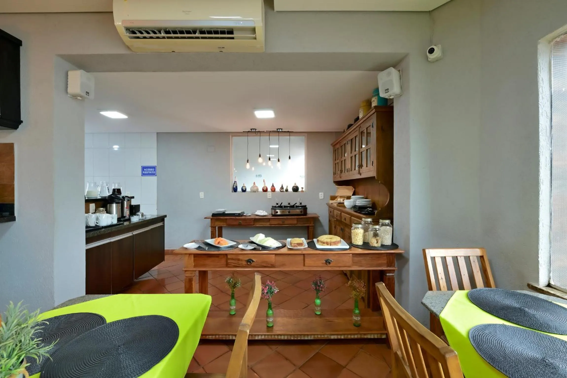 HOTEL SENADoR