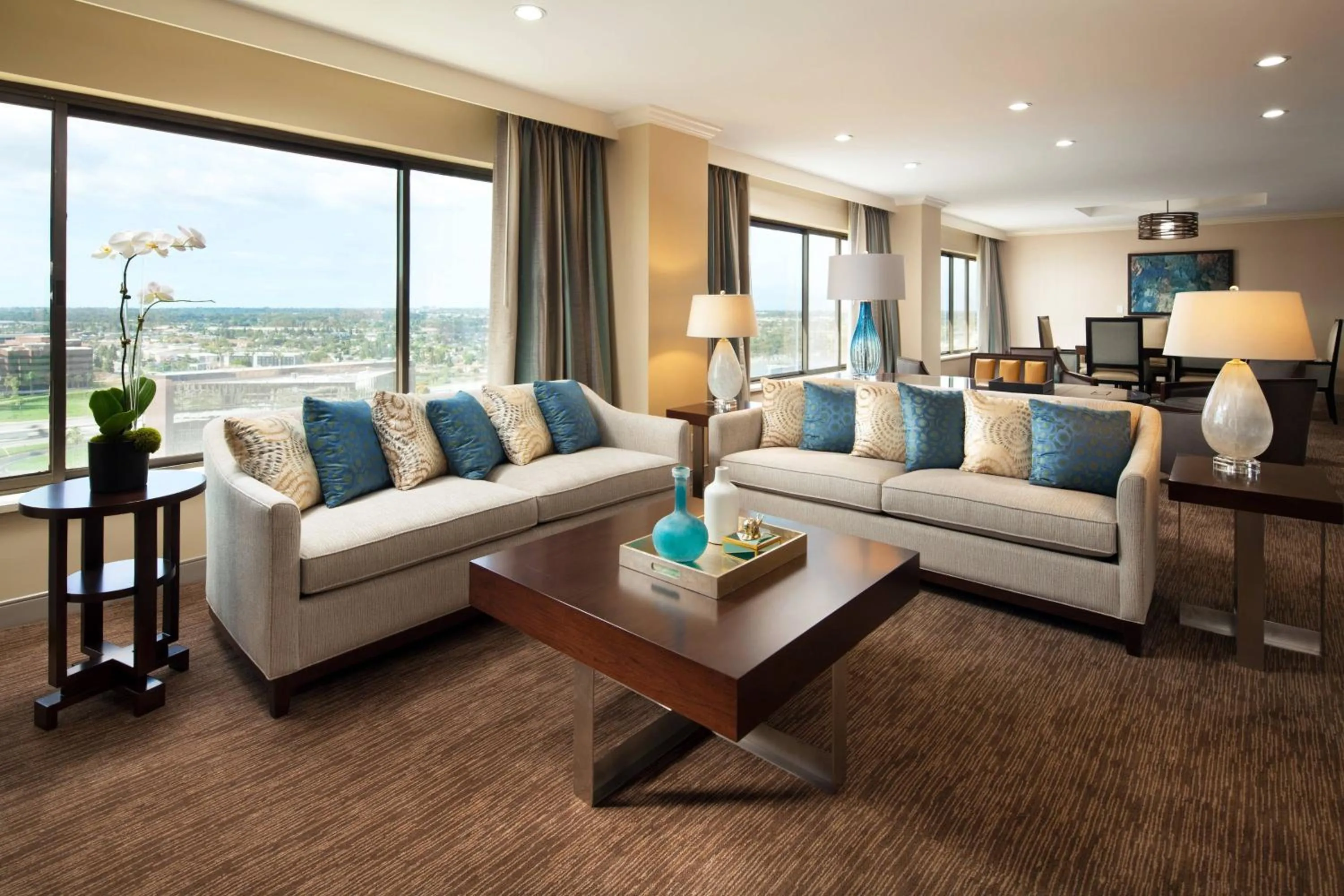 Photo of the whole room in The Westin South Coast Plaza, Costa Mesa