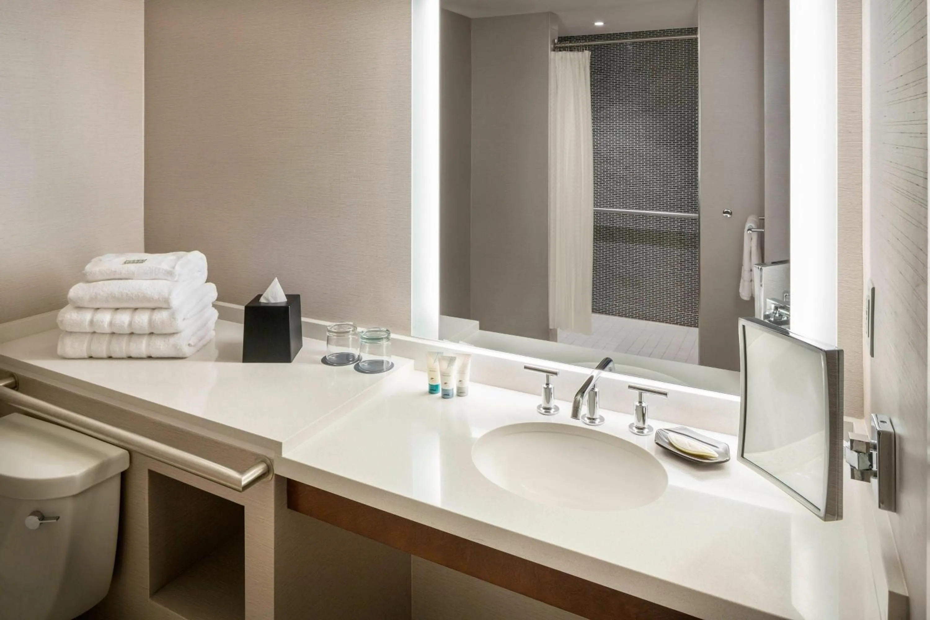 Bathroom in The Westin South Coast Plaza, Costa Mesa