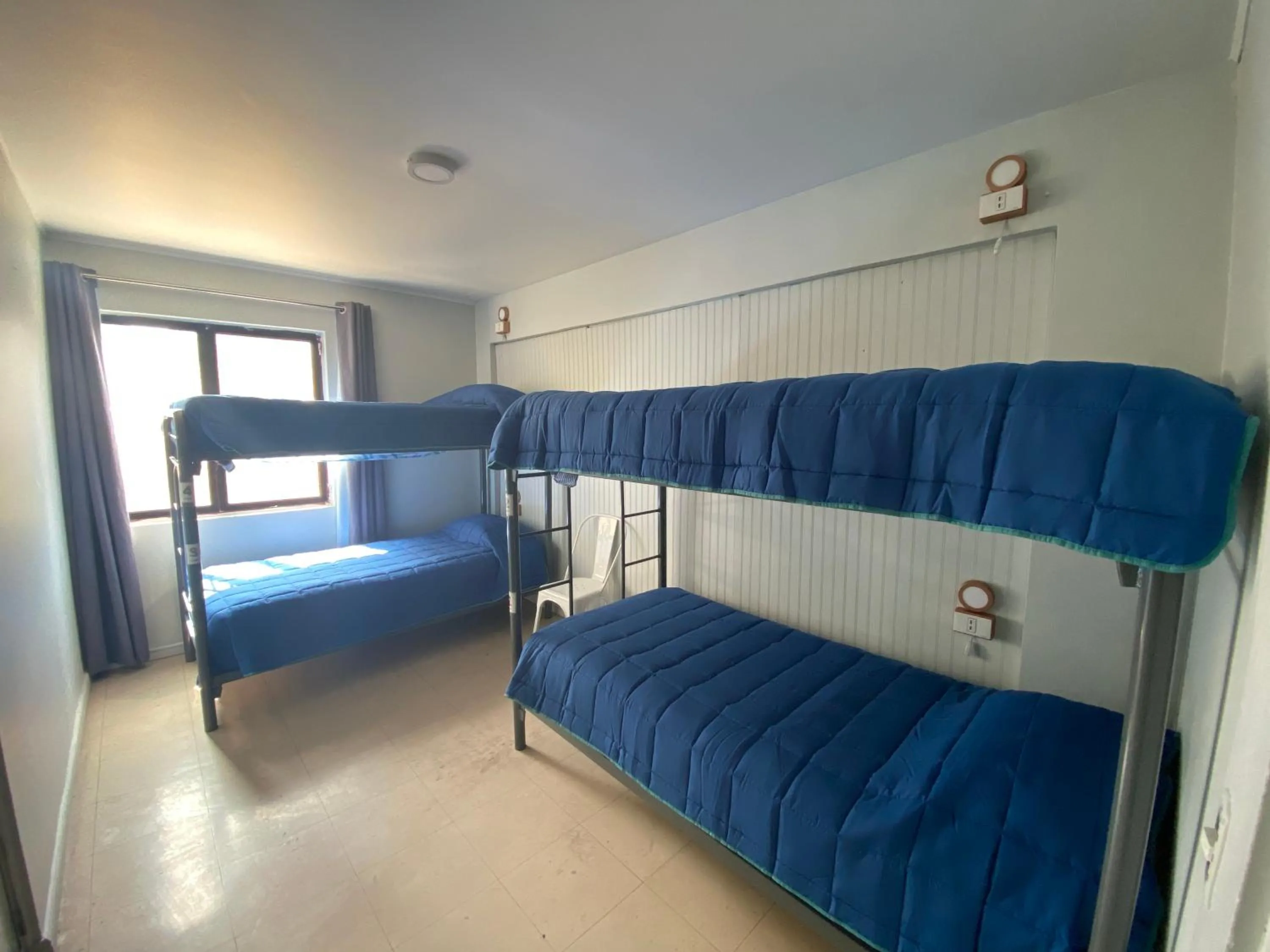 Bed in 4-Bed Mixed Dormitory Room in Hostel Cienfuegos Santiago Centro