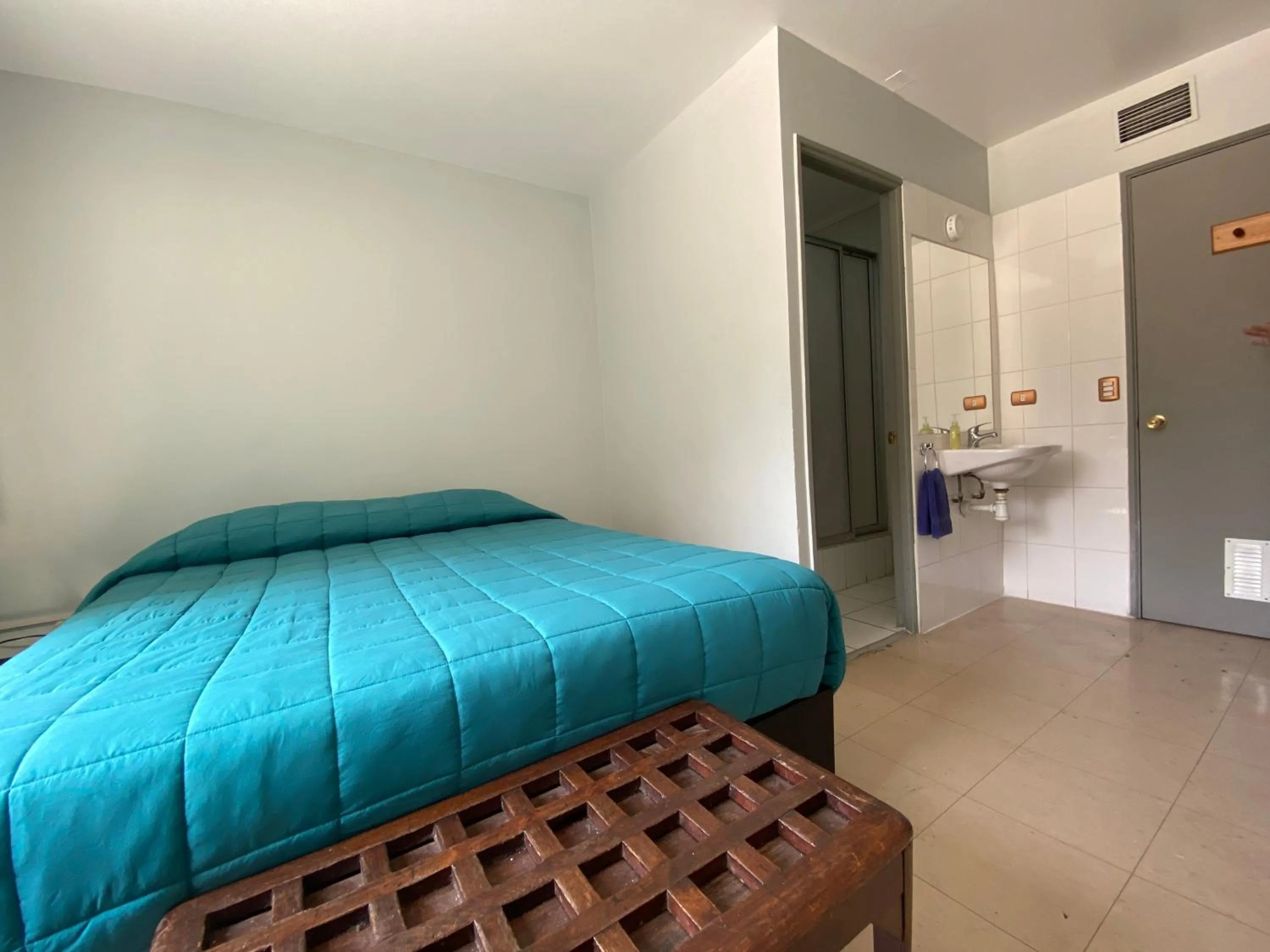 Double Room in Hostel Cienfuegos Santiago Centro