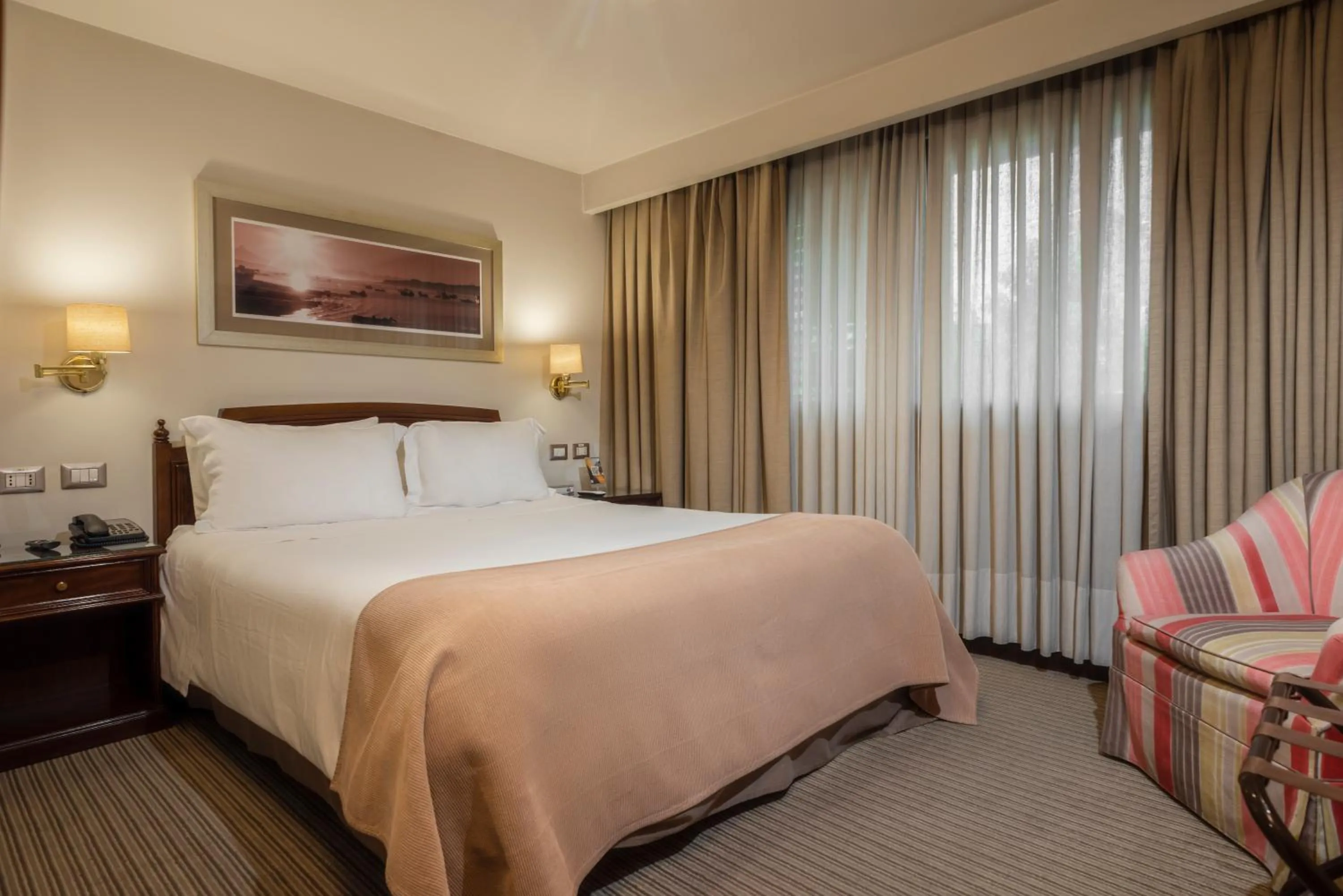 Photo of the whole room, Bed in Hotel Los Españoles Plus