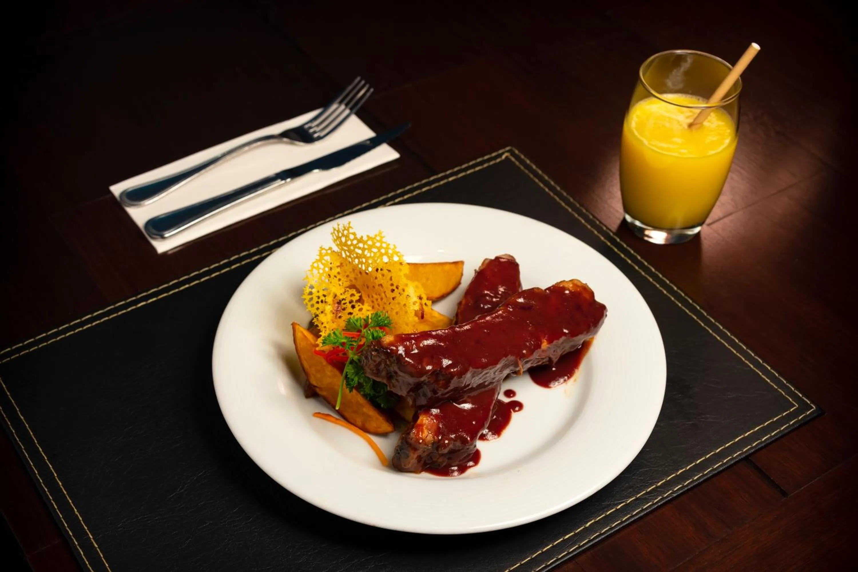 Food and drinks in Hotel Los Españoles Plus