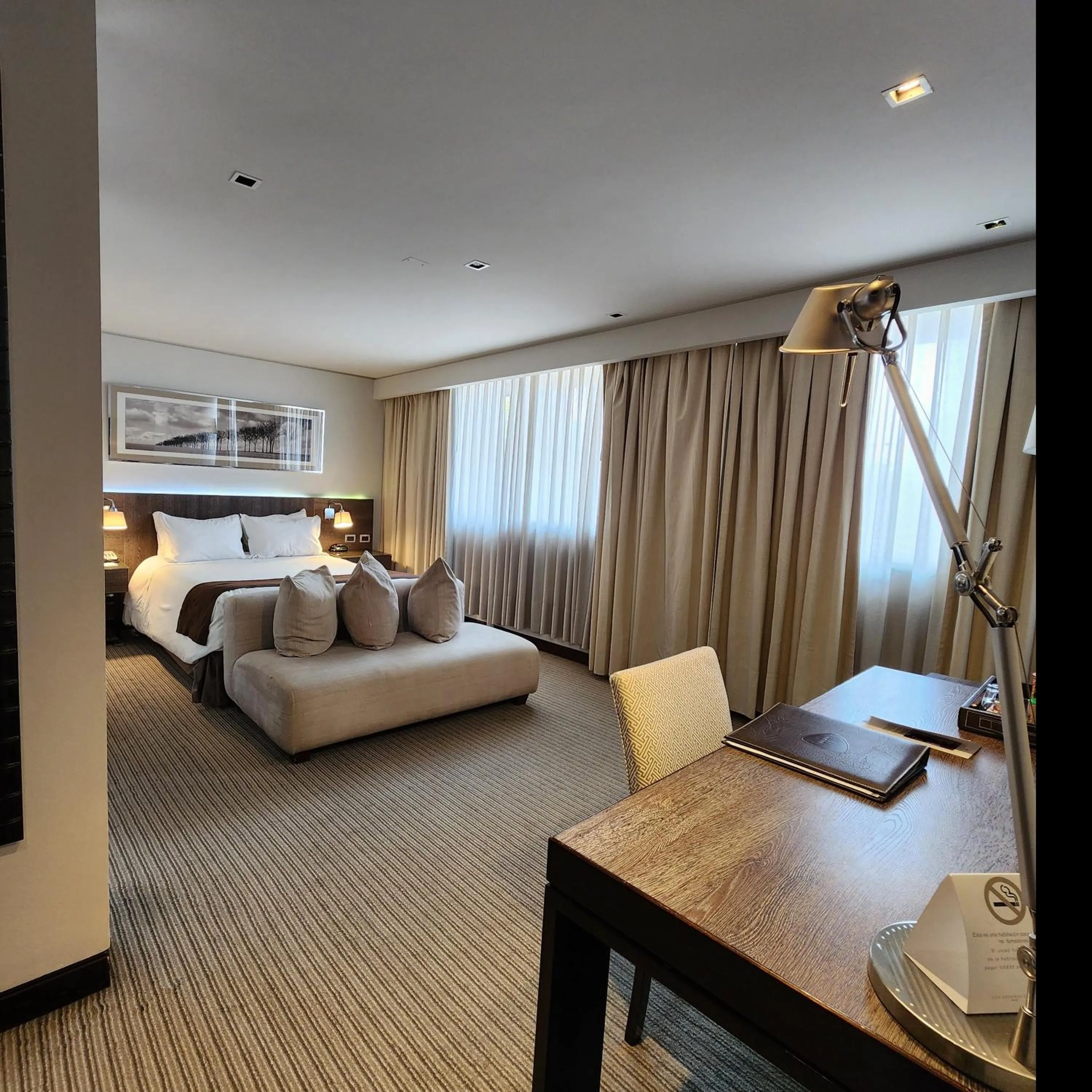 Photo of the whole room, Bed in Hotel Los Españoles Plus