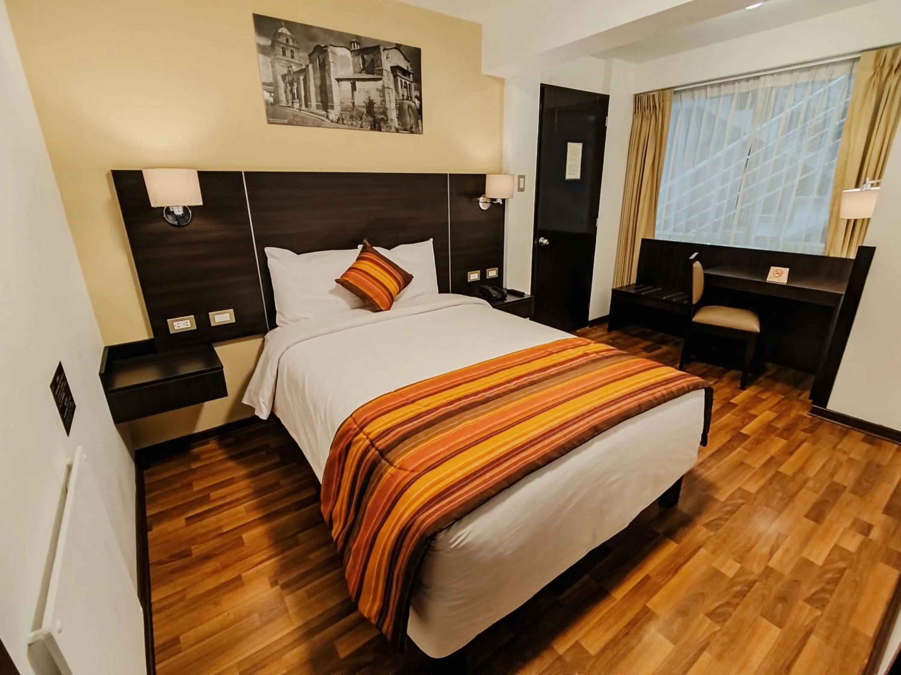 Photo of the whole room, Bed in Royal Inn Cusco Hotel