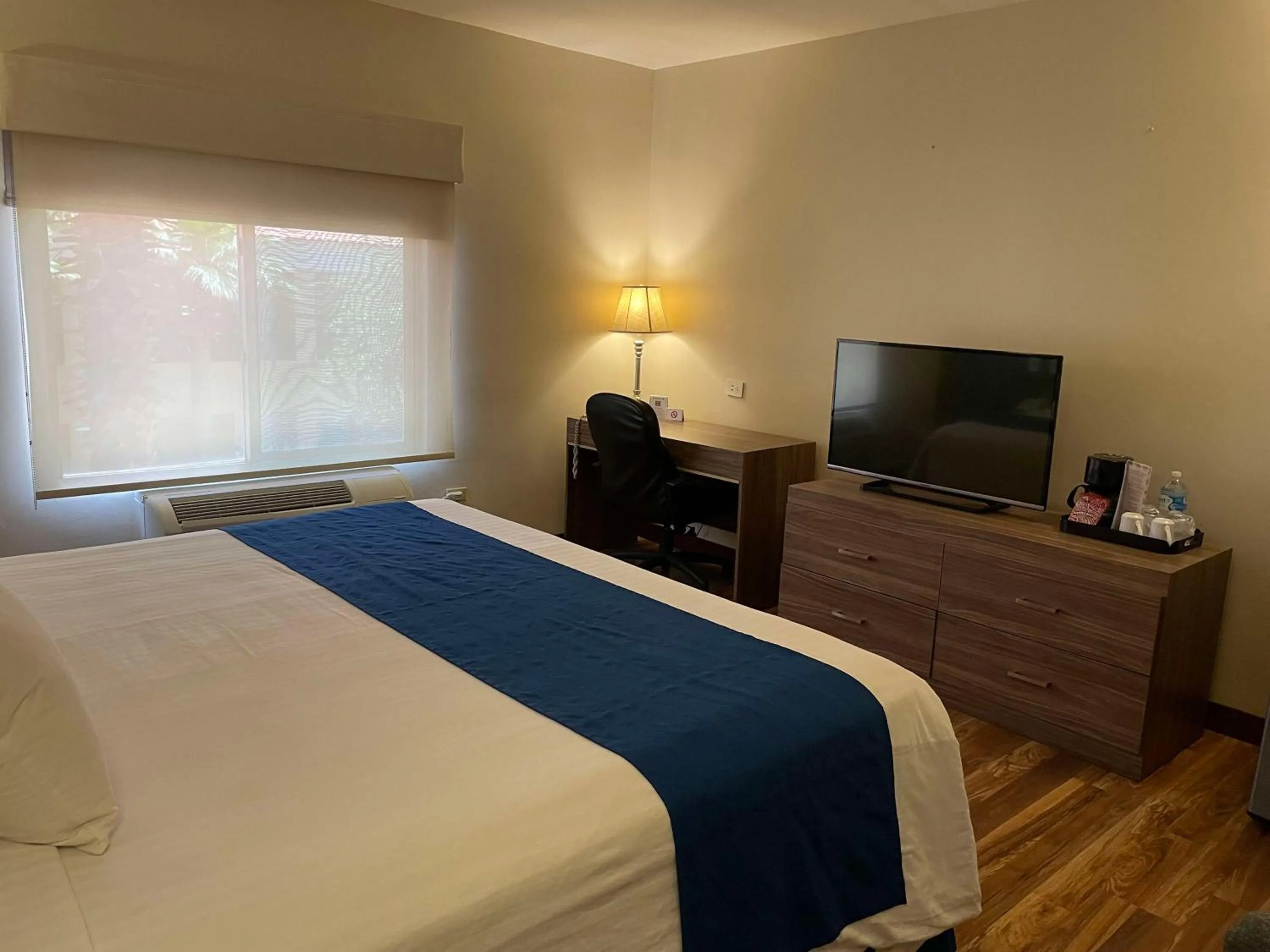 Bedroom, Bed in Best Western Plus Chihuahua Aeropuerto