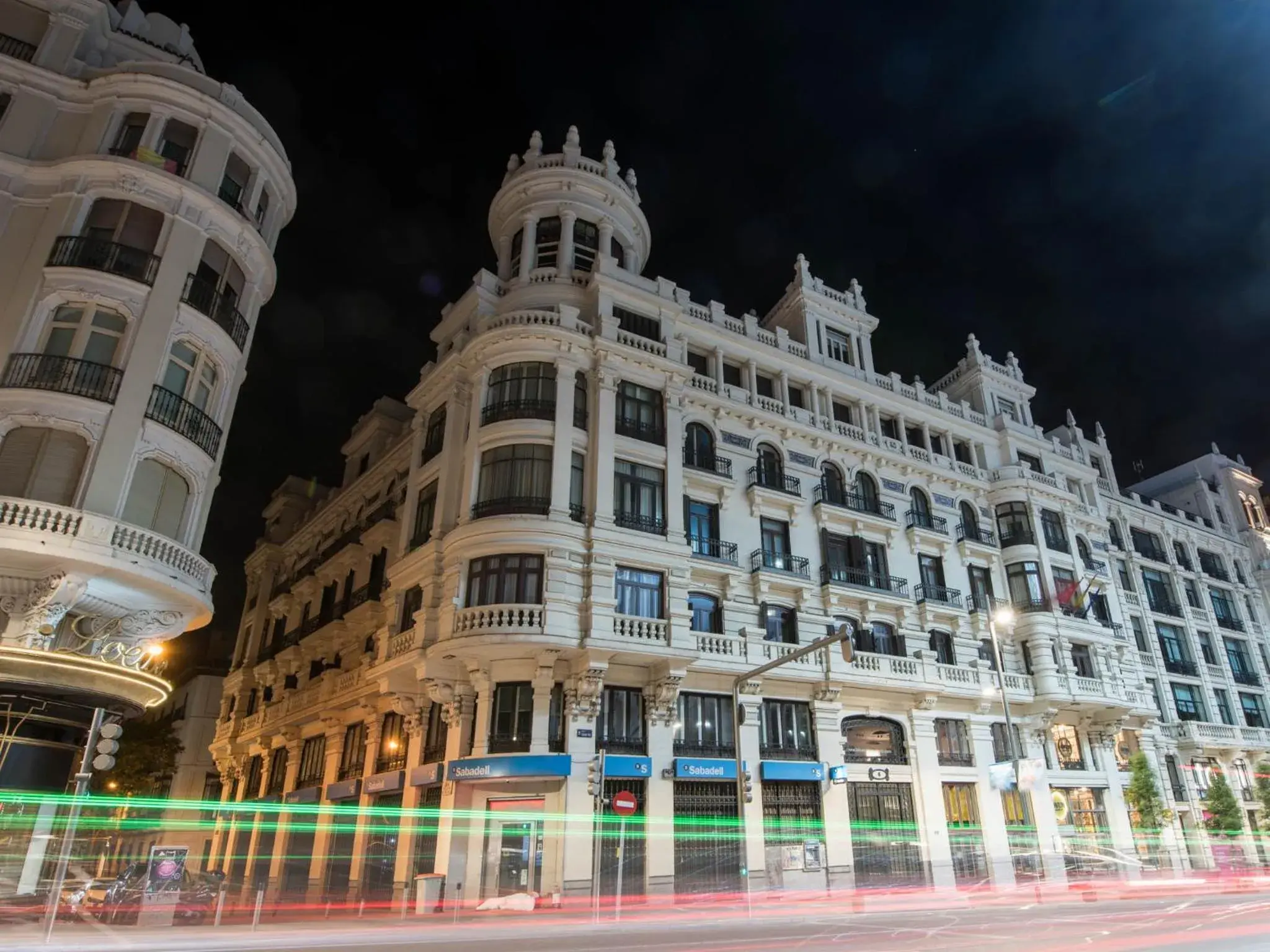 Property building in room00 Gran Vía Hostel Property building in room00 Gran Vía Hostel