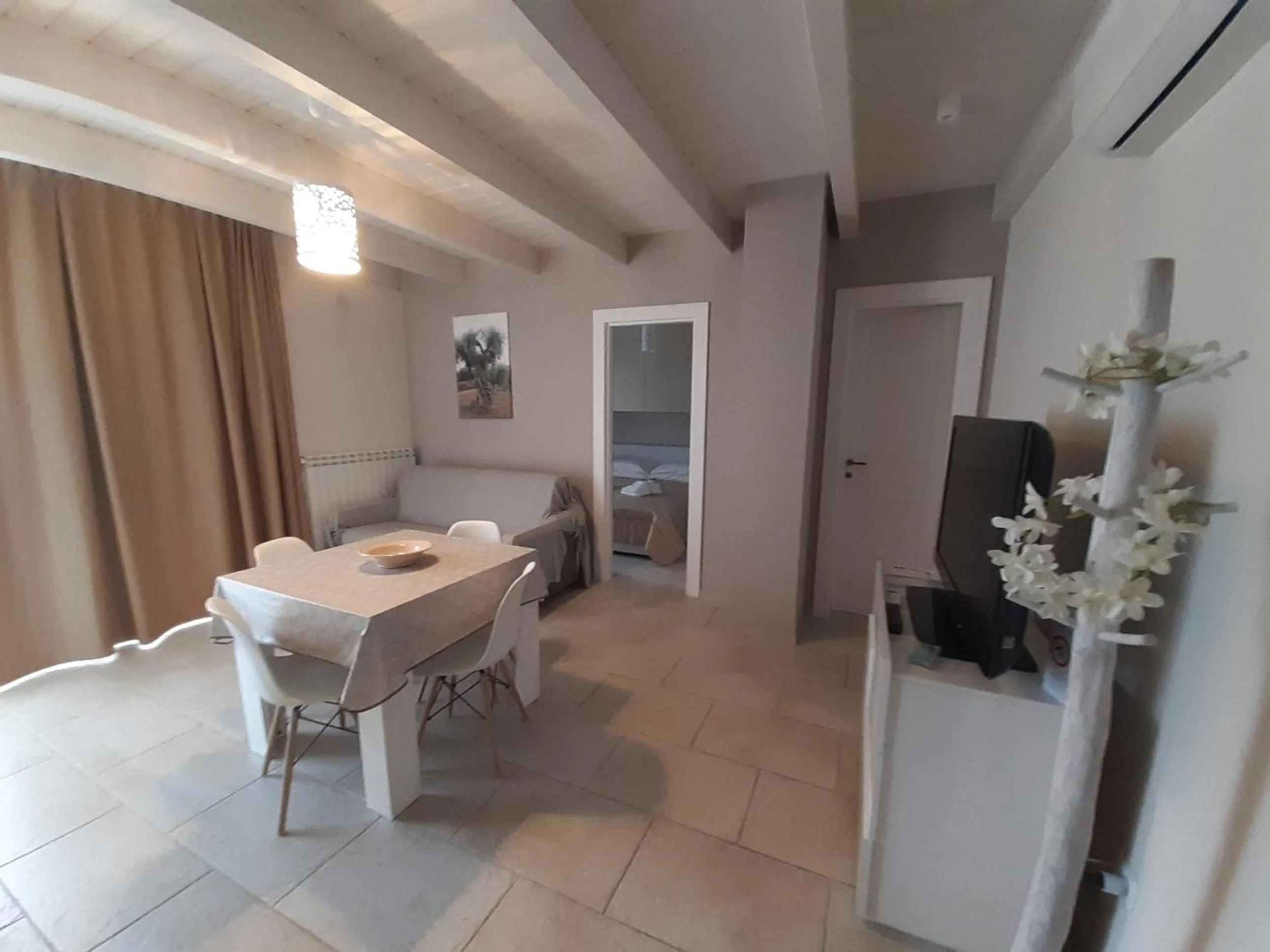 Dining area in Dimora Girolamo