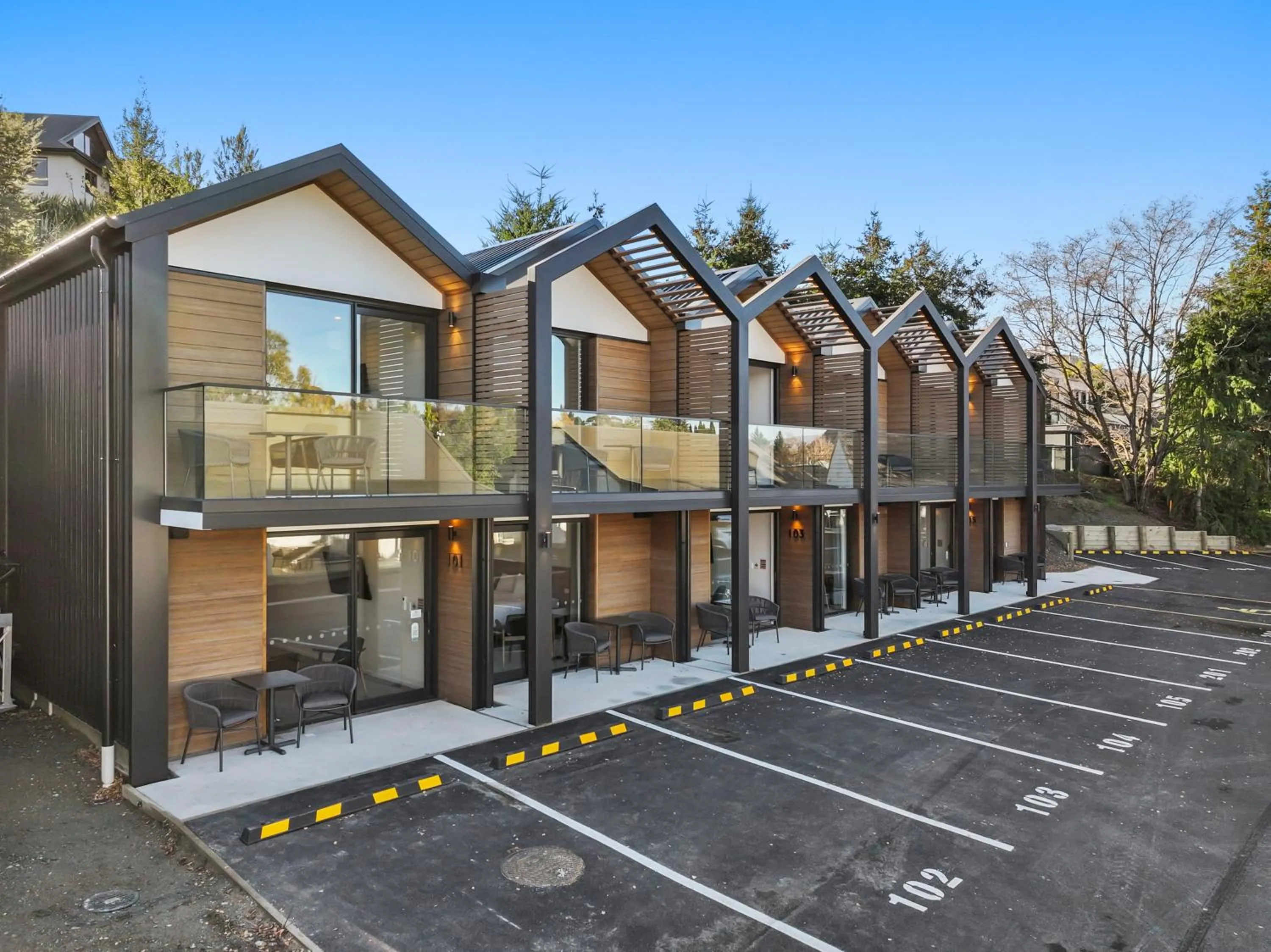 Archway Motels & Chalets