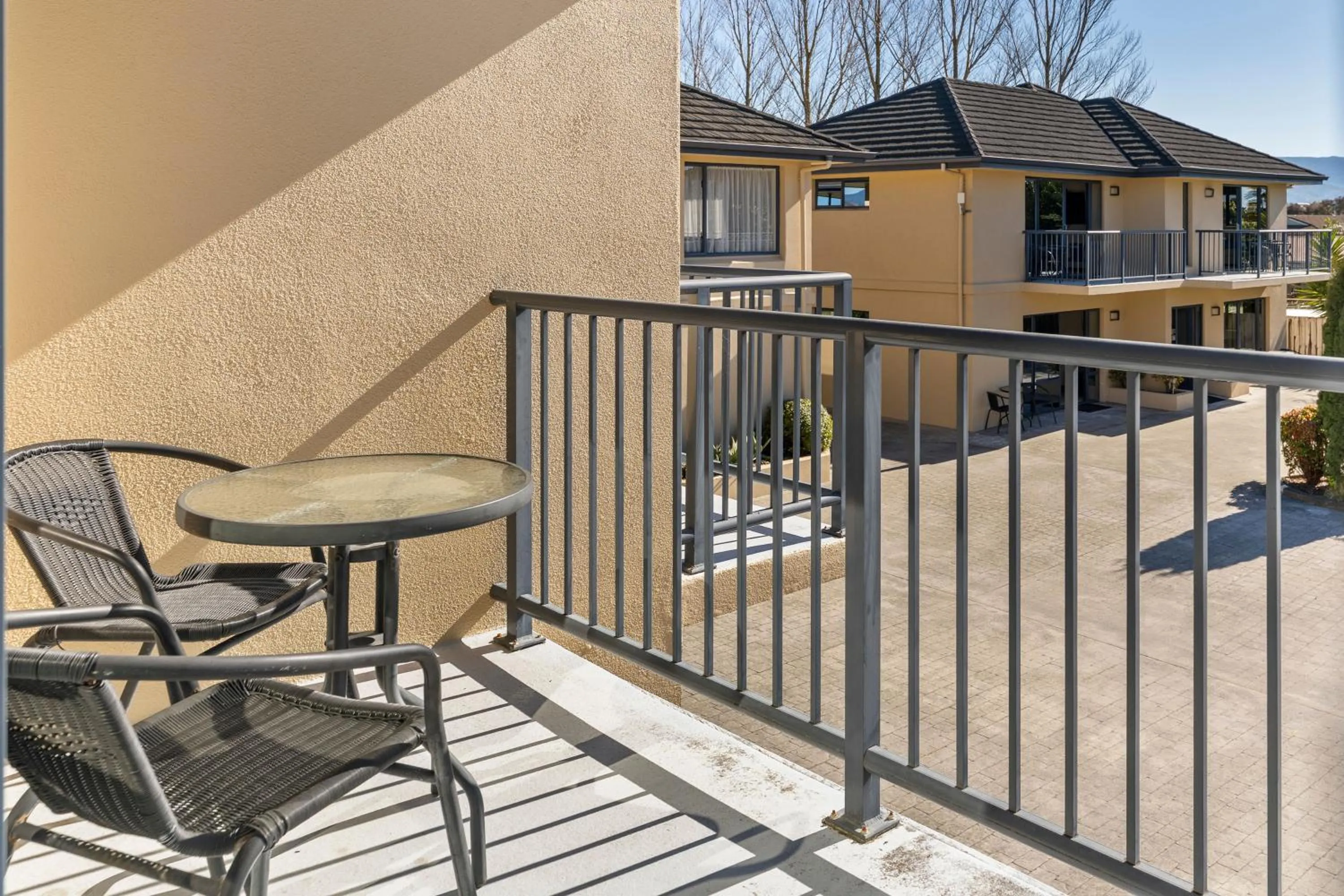 Balcony/Terrace in Avalon Manor Motel