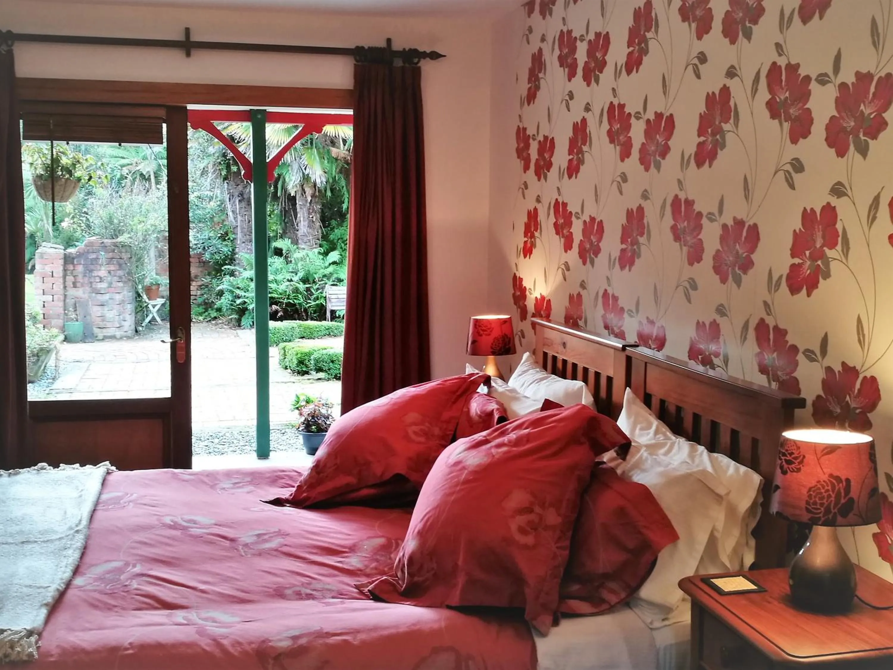 Bed in Awatuna Homestead