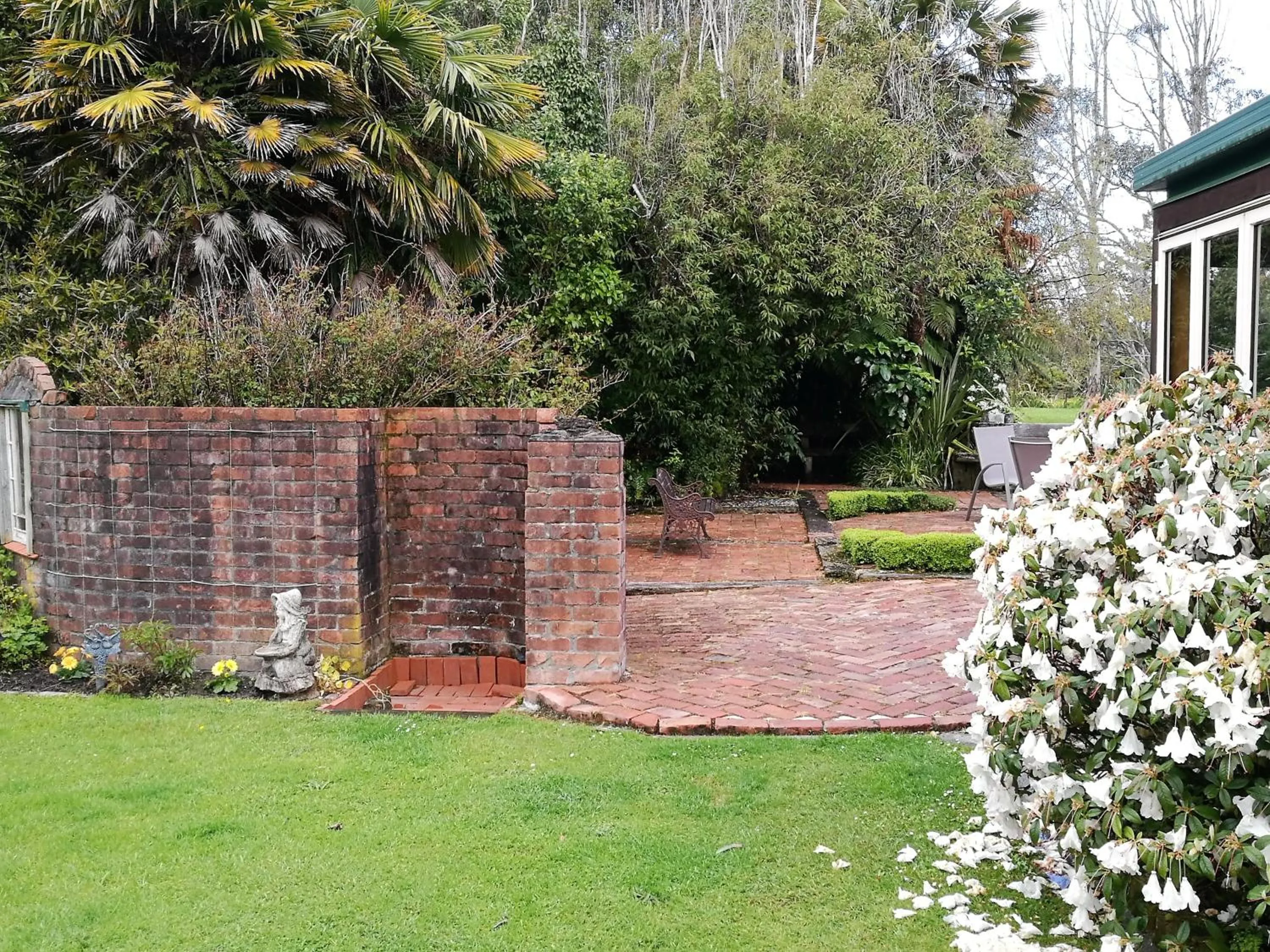 Garden in Awatuna Homestead