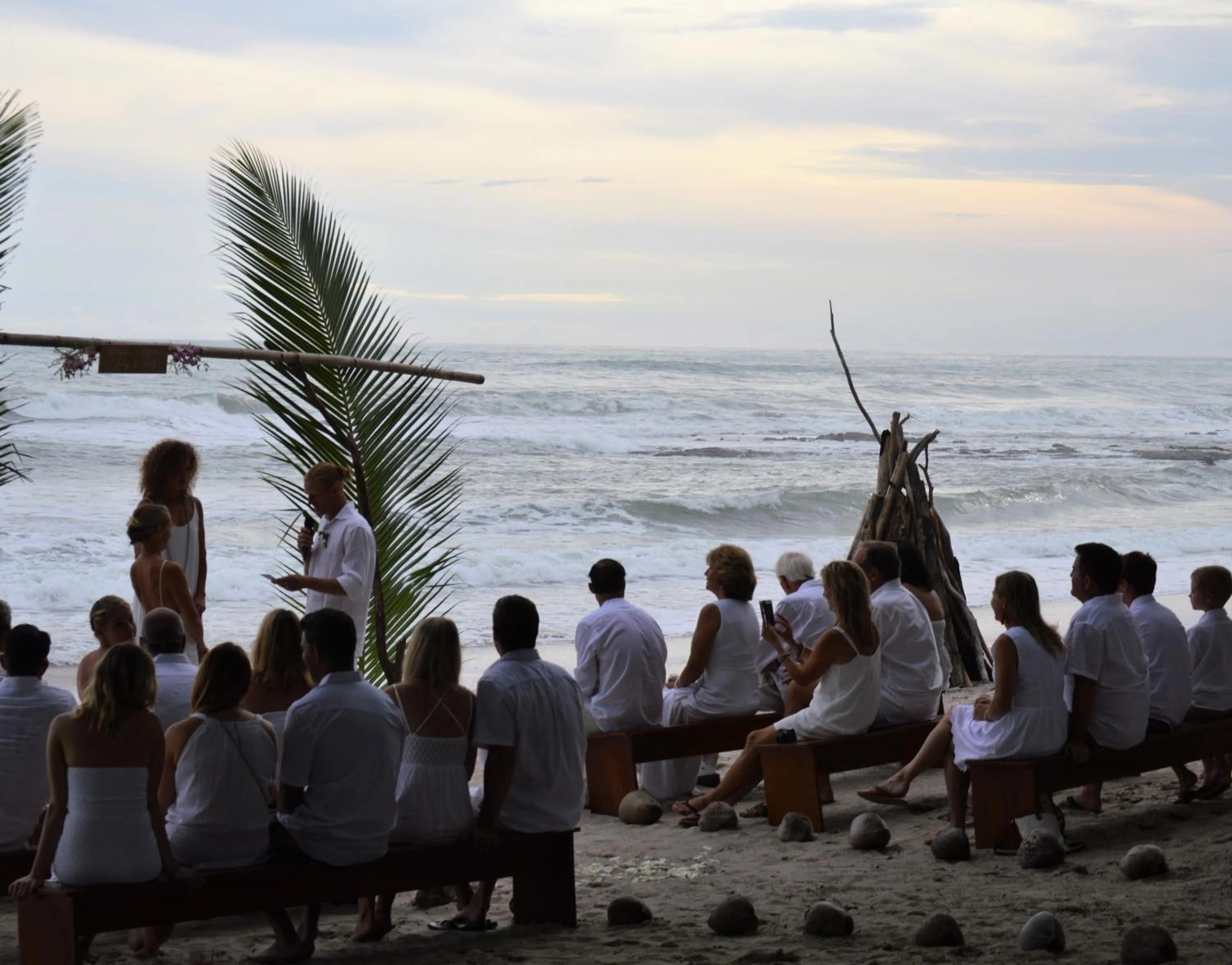 People in Casa Cecilia Beach Front