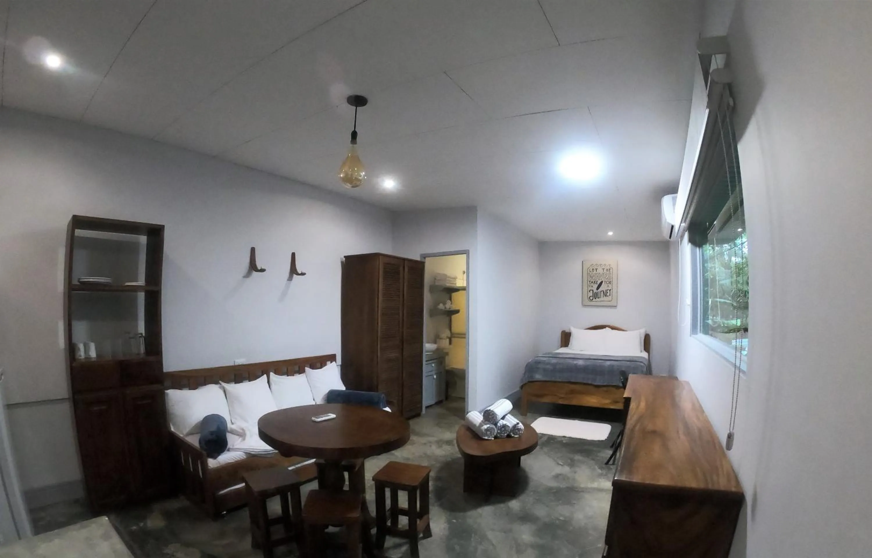 Photo of the whole room, Bed in Casa Cecilia Beach Front