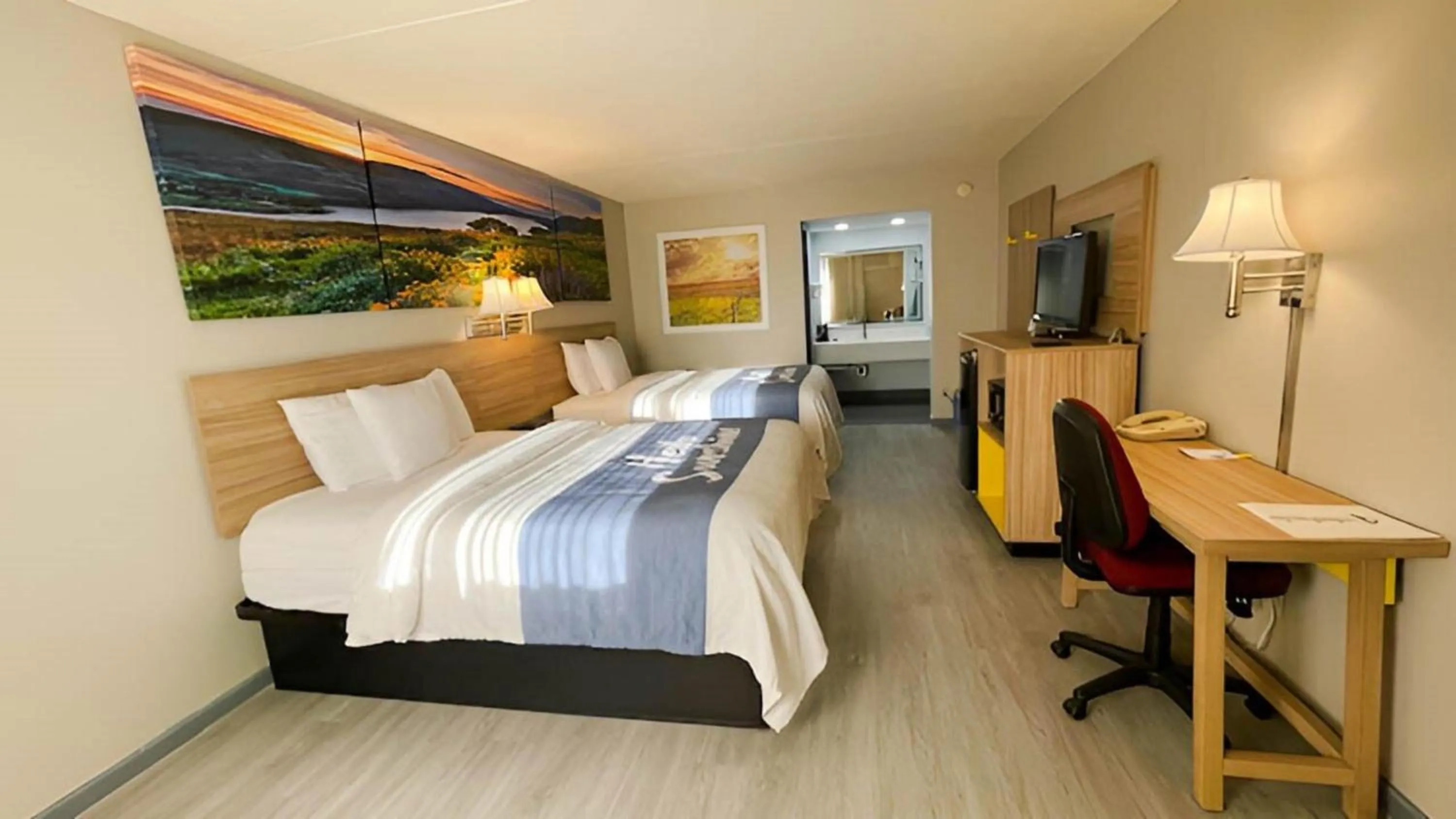 Bed in Days Inn by Wyndham Salina South