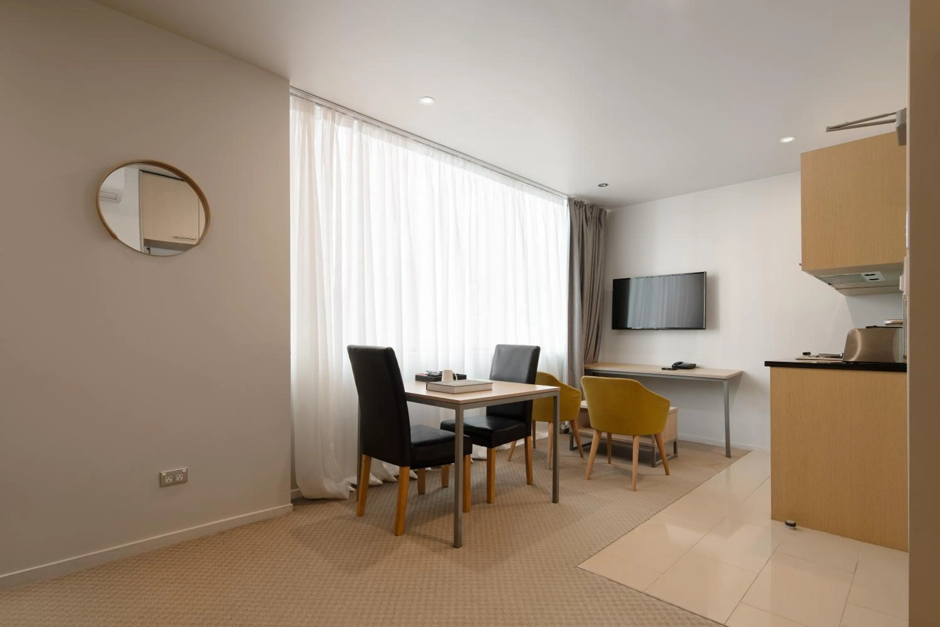 TV and multimedia in Quest on Hobson Serviced Apartments