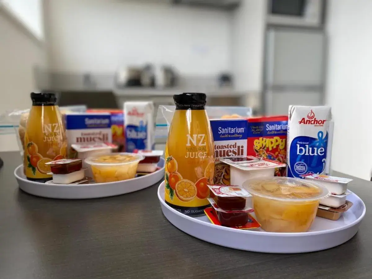 Breakfast in Quest on London Breakfast in Quest on London