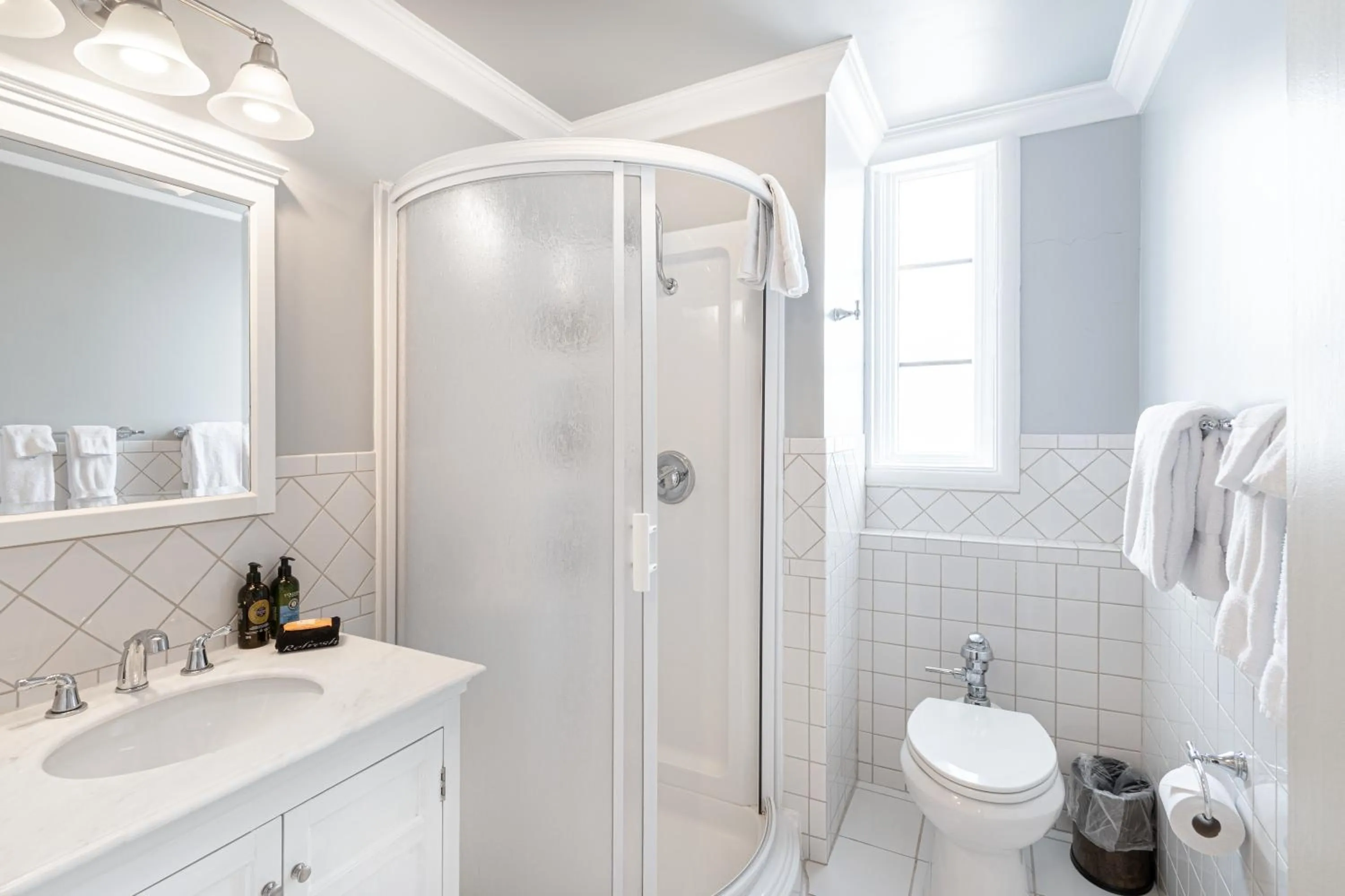 Shower in Spokane Club Hotel