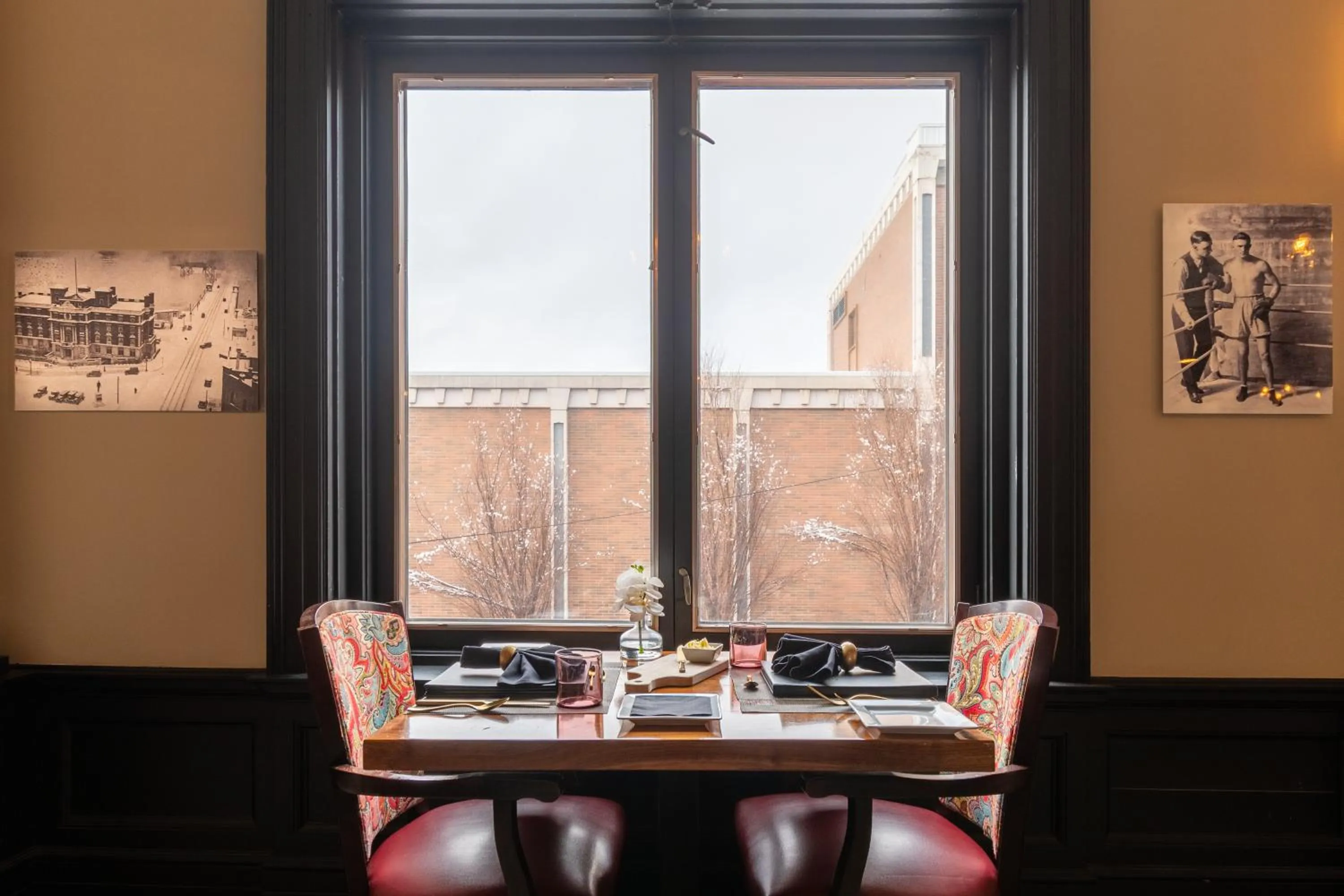 Restaurant/places to eat in Spokane Club Hotel