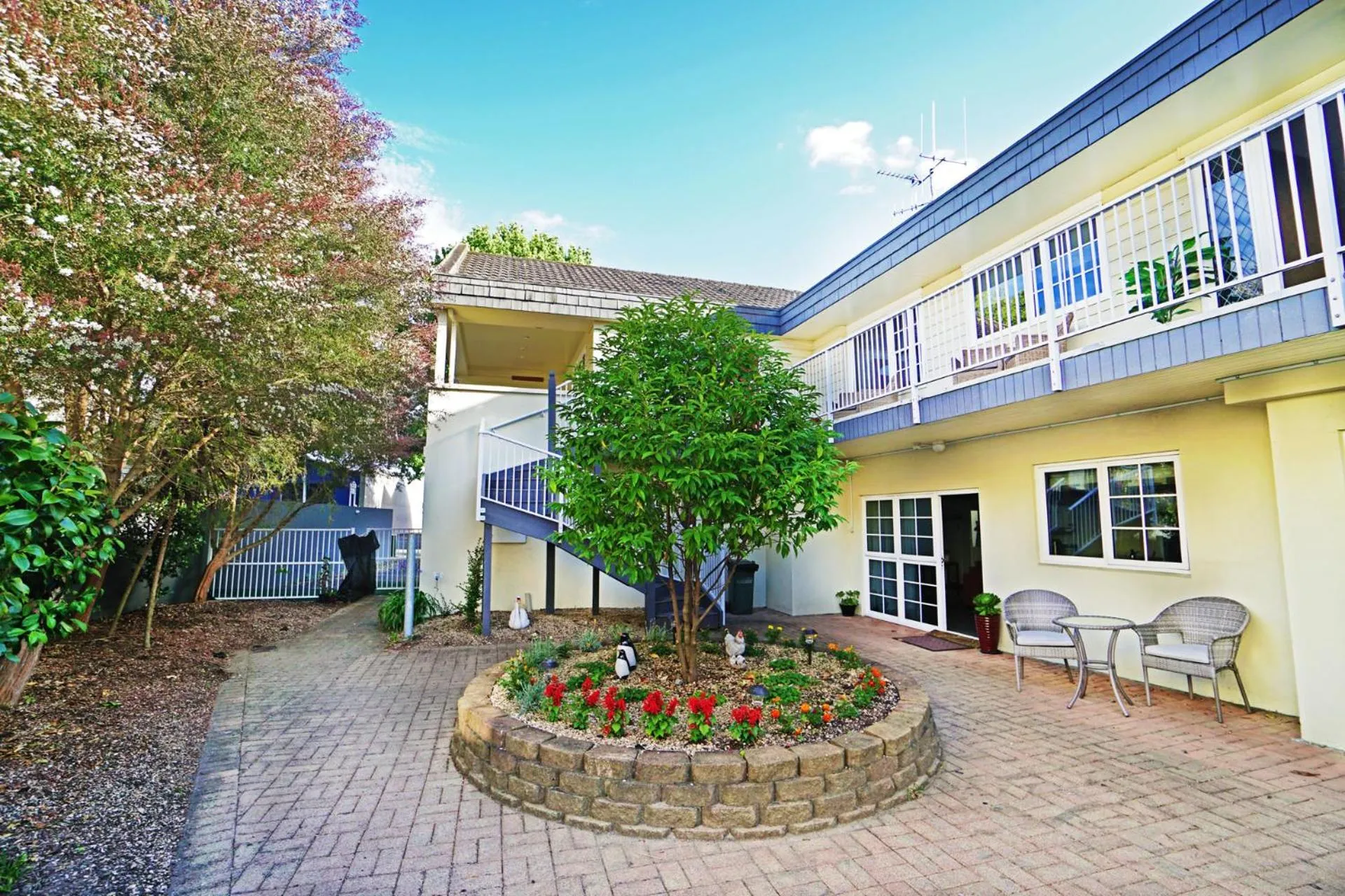 Facade/entrance in Anglesea Motel and Conference Centre