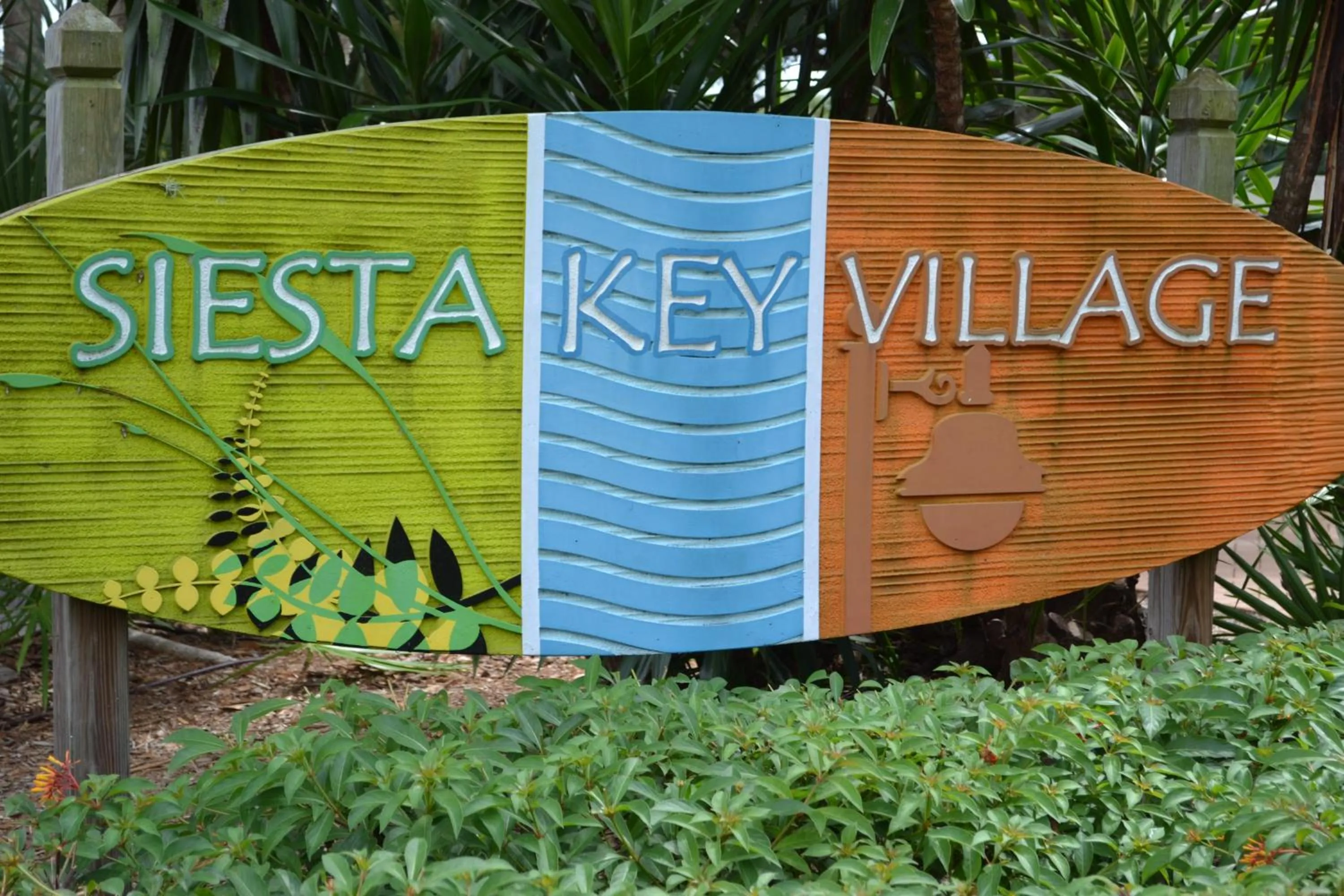 Siesta Heron Suites & Villas