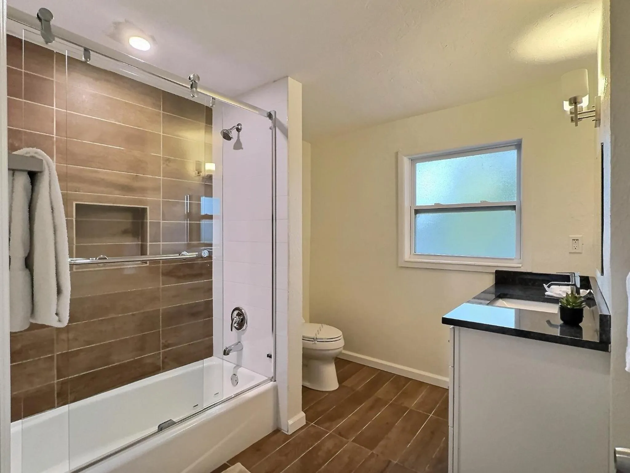 Bathroom in Siesta Heron Suites & Villas