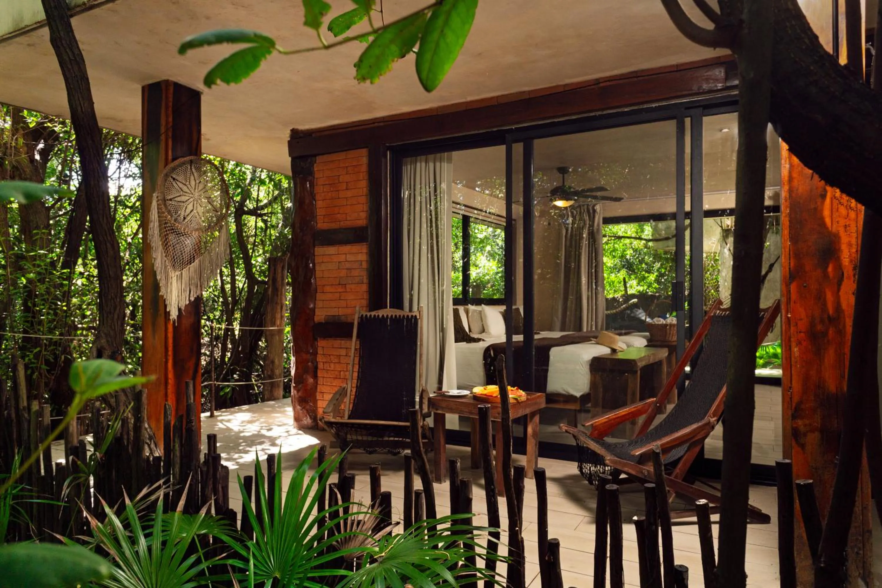 Photo of the whole room in Sunset House