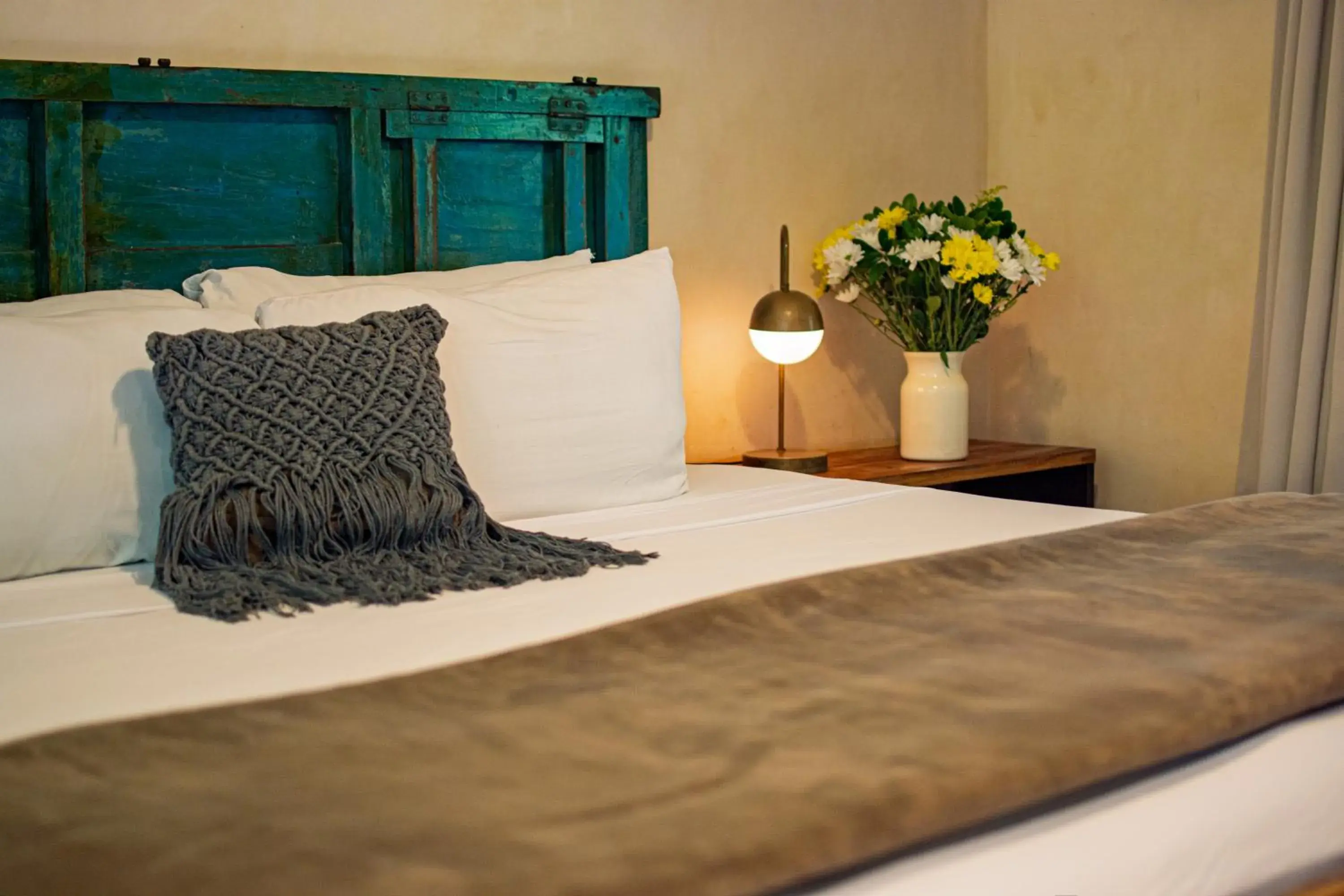 King Room with Balcony in Sunset House King Room with Balcony in Sunset House