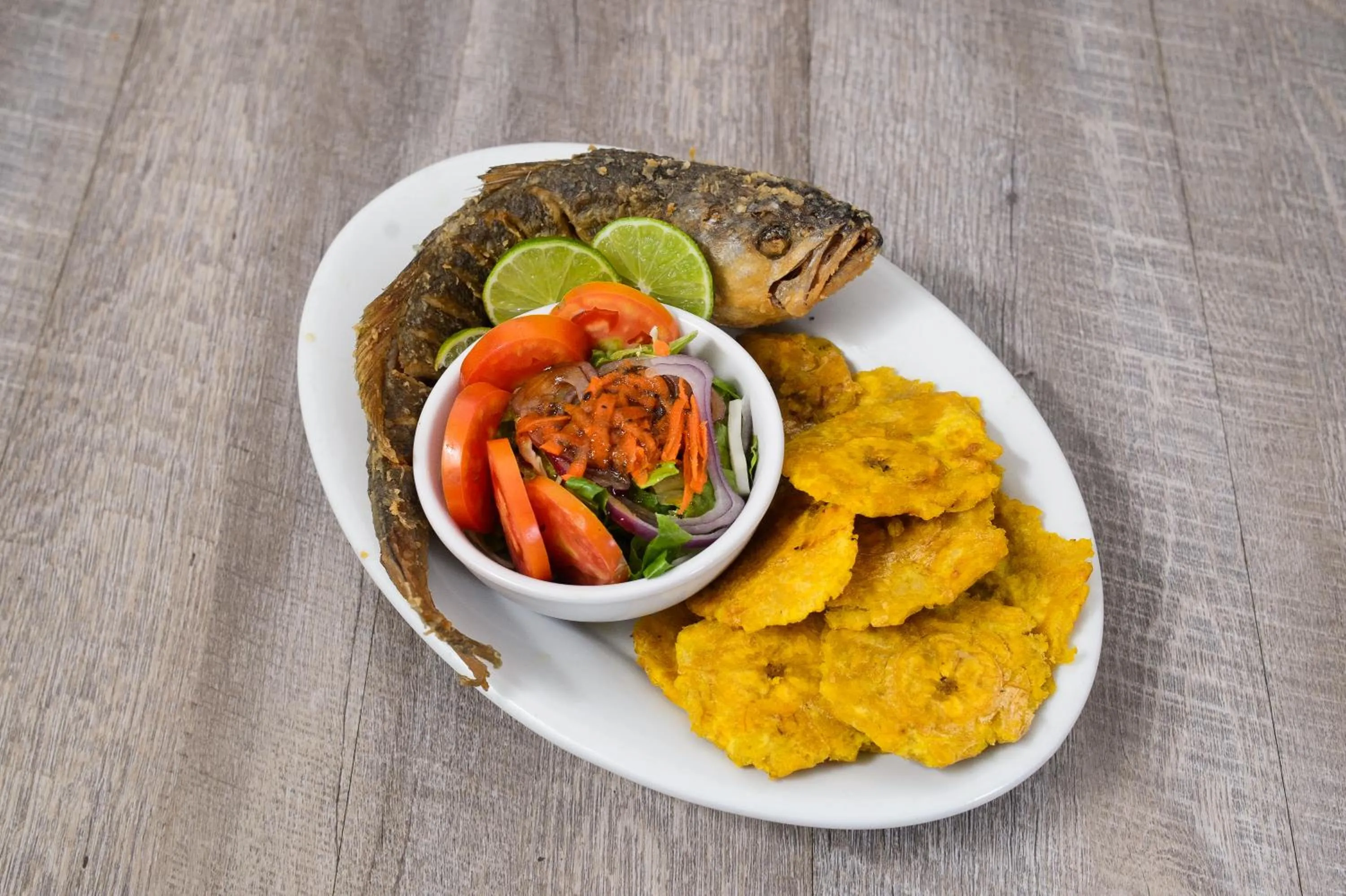 Food and drinks in Marina Hotel at Shelter Bay