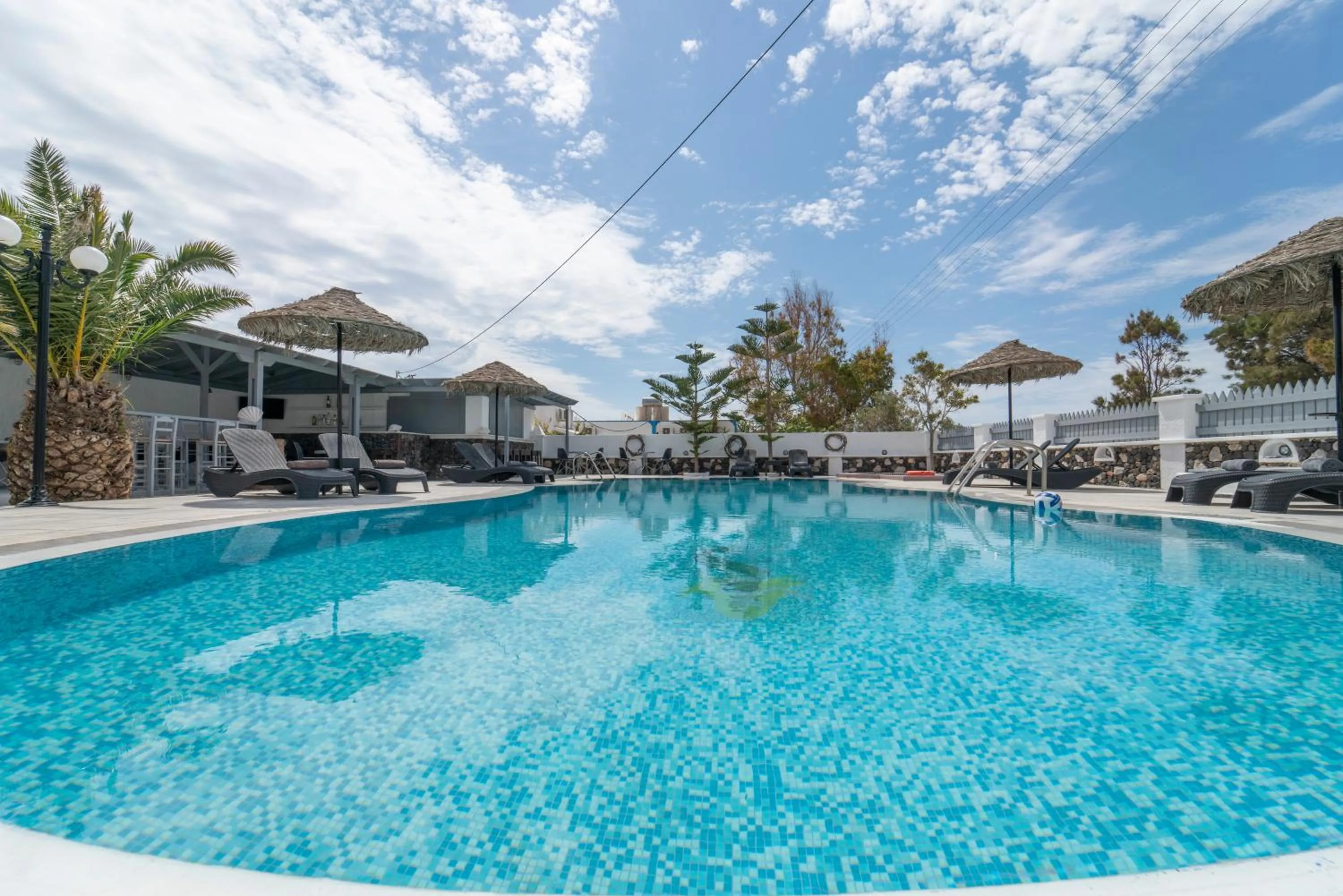 Black Coast Santorini