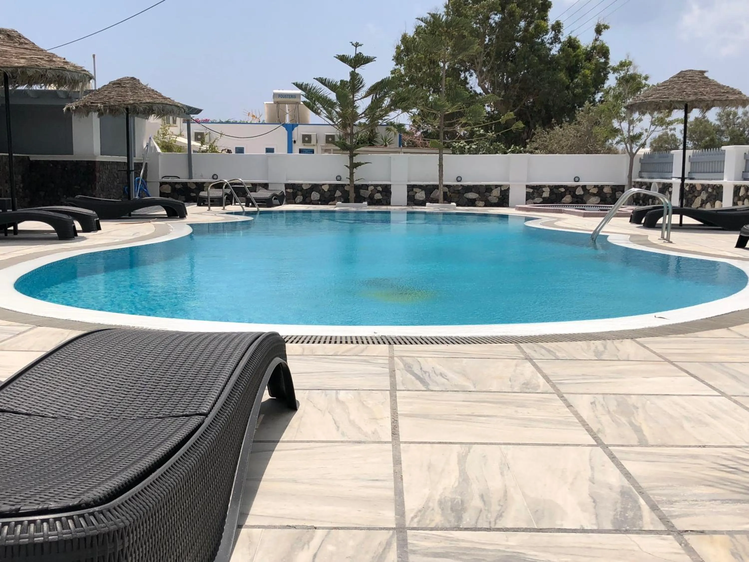 Black Coast Santorini