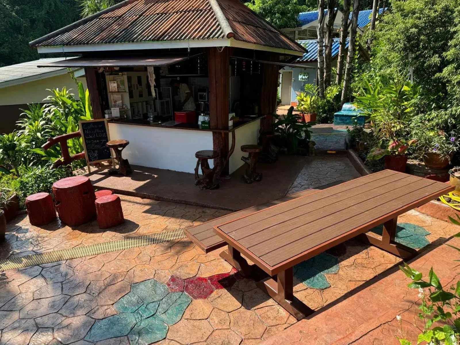 Restaurant/places to eat in Koh Mak Buri Hut Natural Resort Restaurant/places to eat in Koh Mak Buri Hut Natural Resort