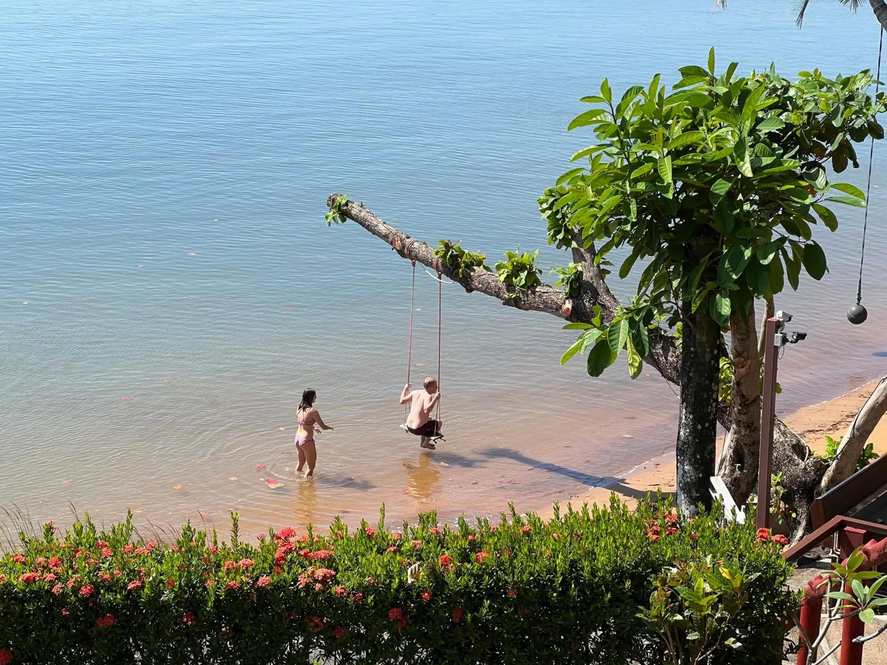 Restaurant/places to eat in Koh Mak Buri Hut Natural Resort Restaurant/places to eat in Koh Mak Buri Hut Natural Resort