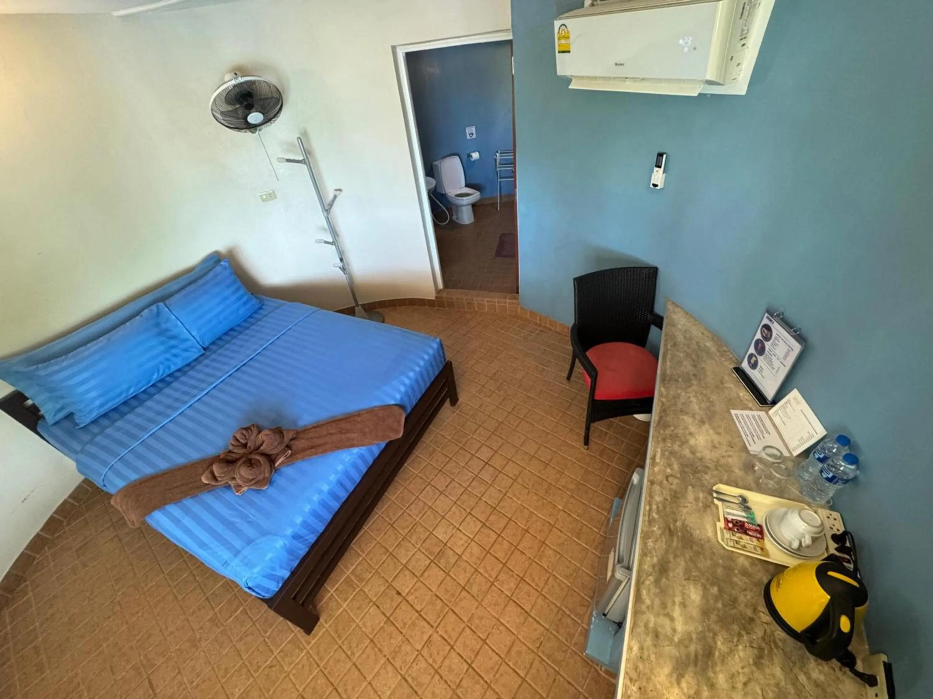 Garden view, Bed in Koh Mak Buri Hut Natural Resort