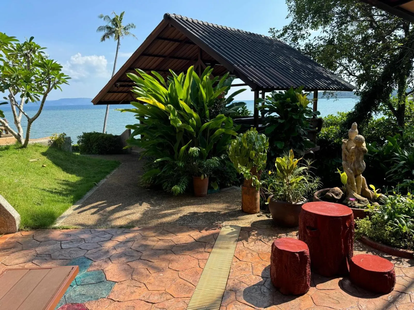 Property building in Koh Mak Buri Hut Natural Resort