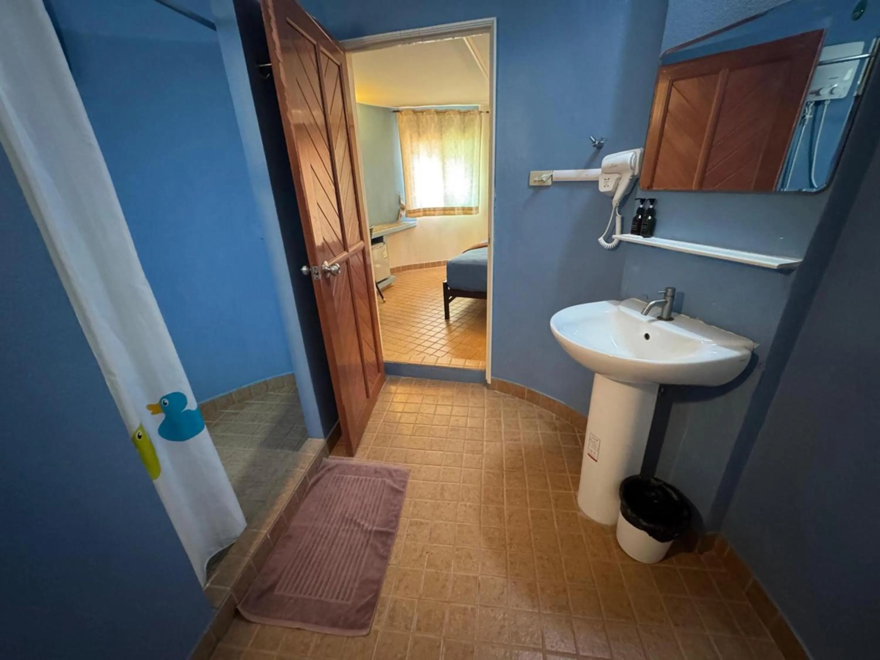 Garden view in Koh Mak Buri Hut Natural Resort