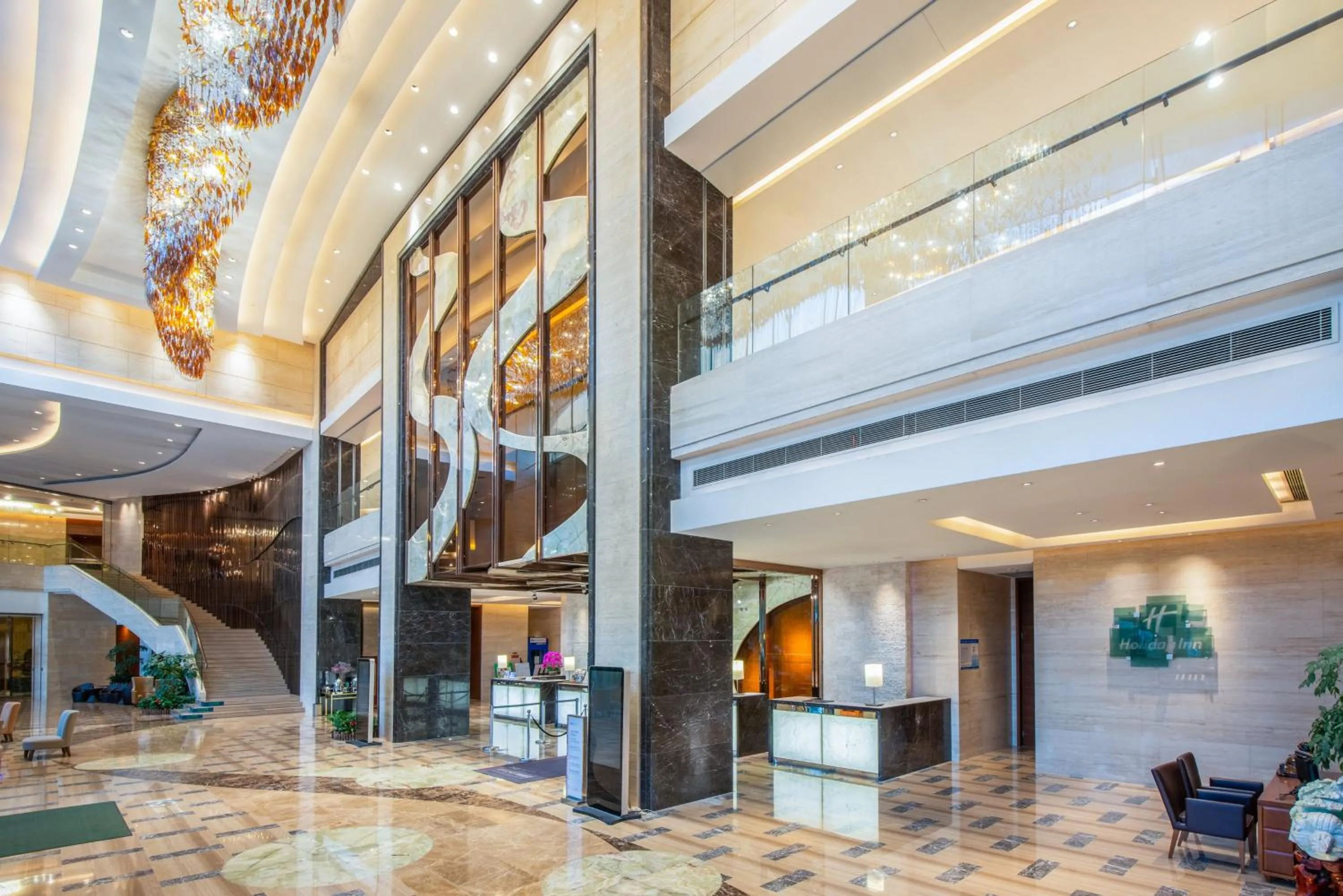 Property building in Holiday Inn Nantong Oasis International by IHG