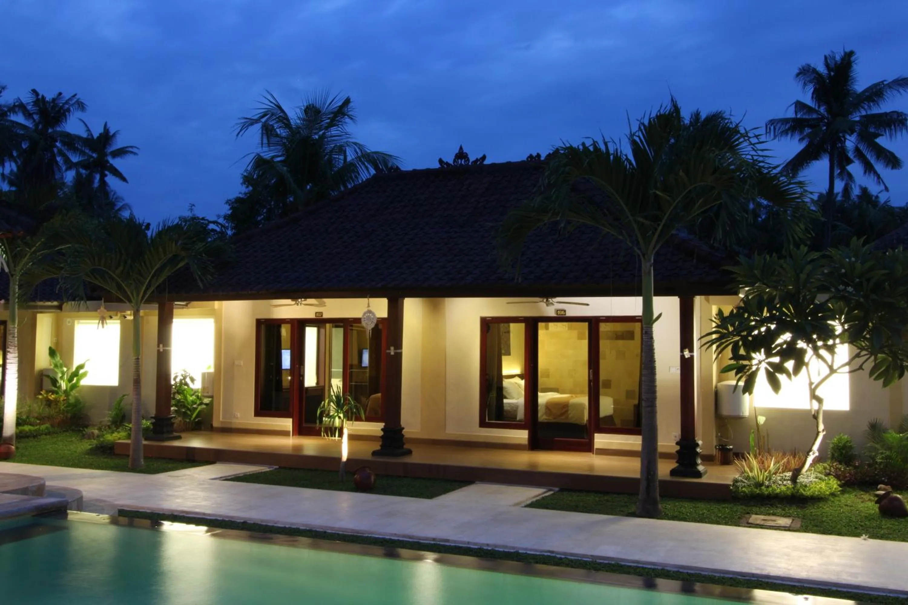 Swimming pool in Hotel Melamun