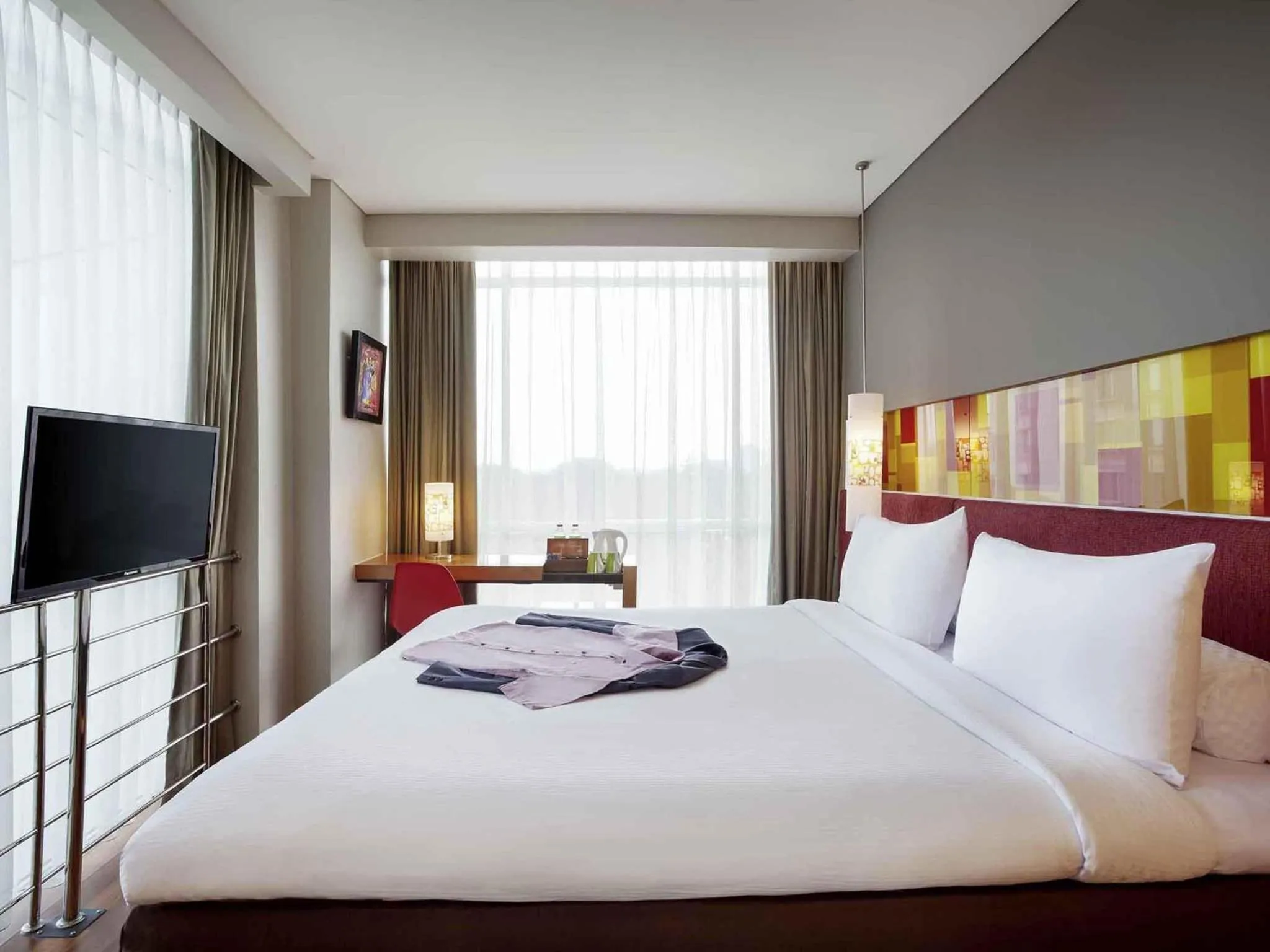 Bedroom, Bed in Ibis Styles Solo