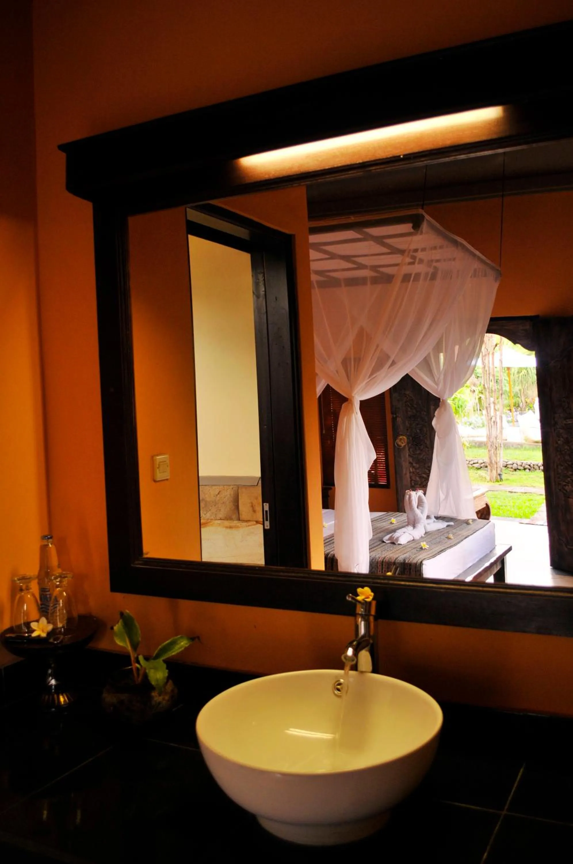 Bathroom in Tirta Sari Bungalow
