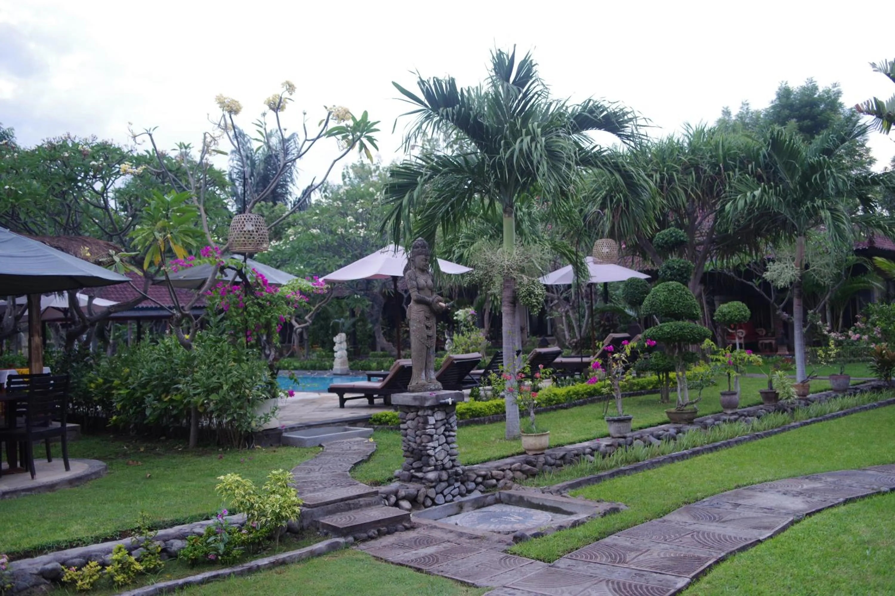 Garden in Tirta Sari Bungalow