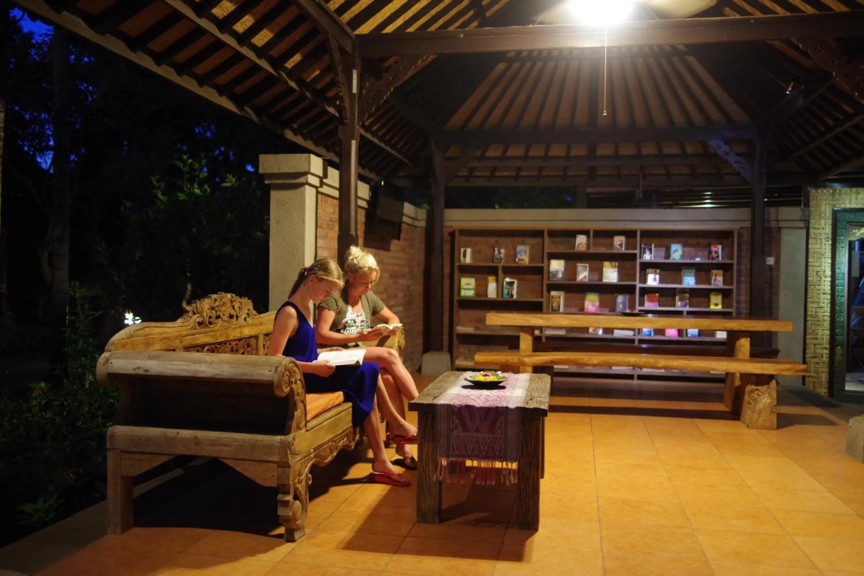 Library in Tirta Sari Bungalow