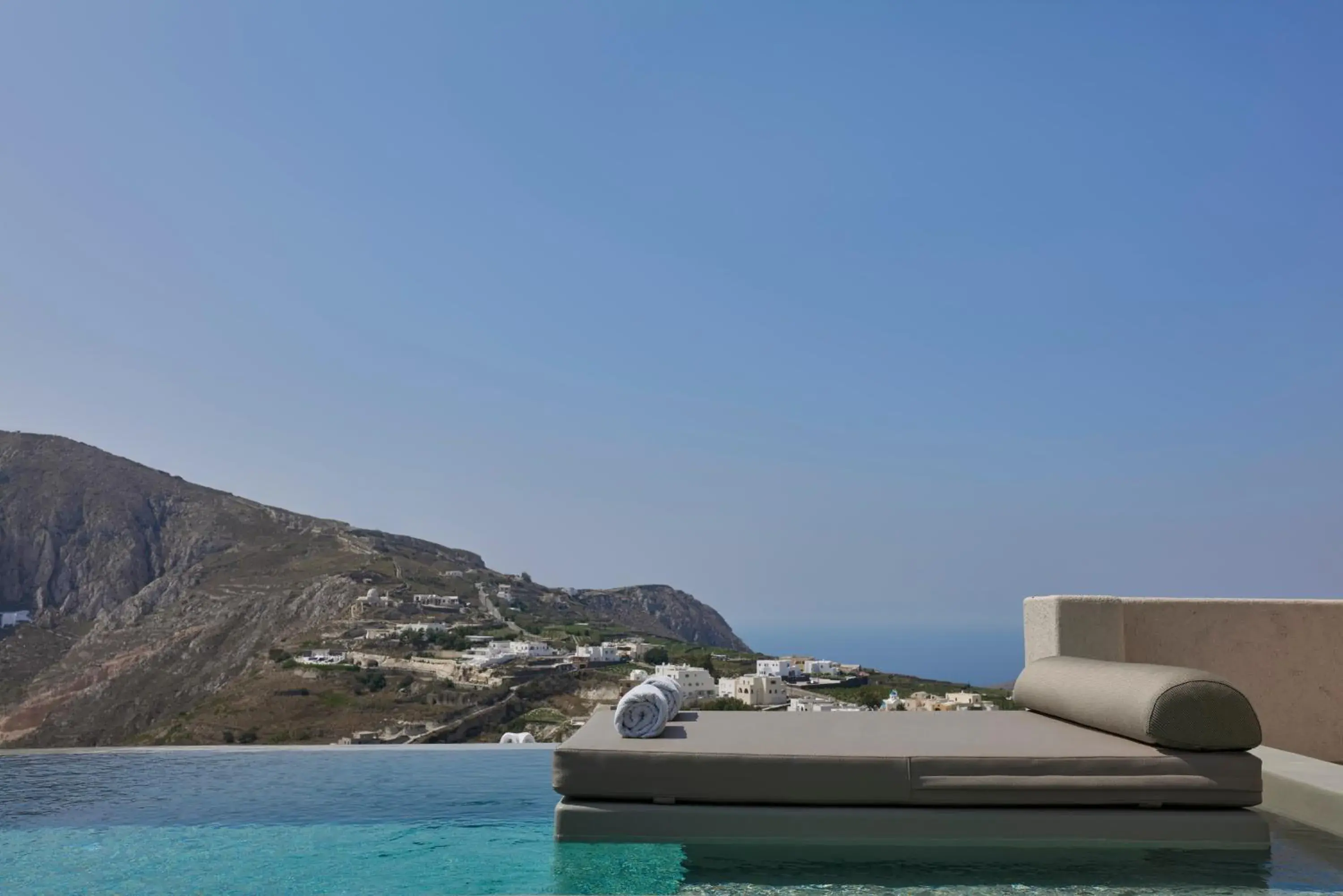 Sea view in Aeon Suites - Adults Only Sea view in Aeon Suites - Adults Only