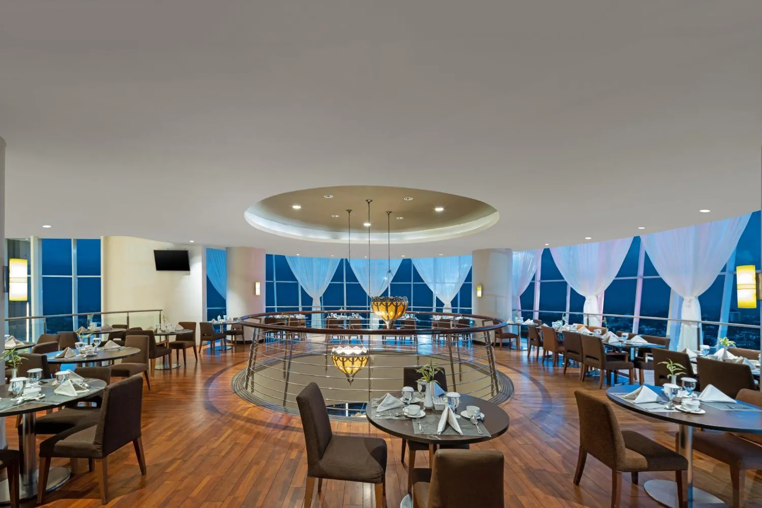 Restaurant/places to eat in Aston Purwokerto Hotel & Conference Center