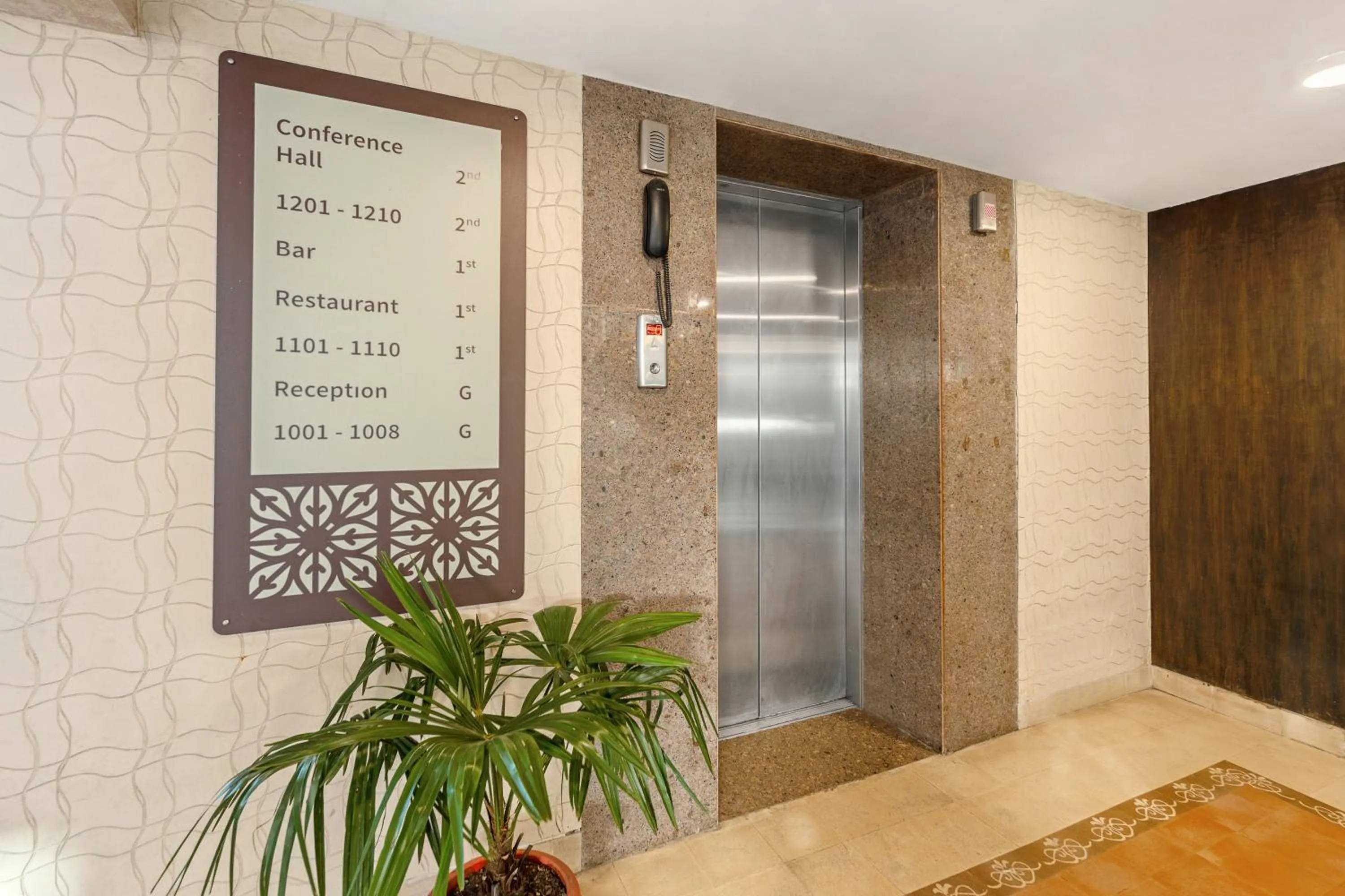 elevator in Sterling Darjeeling