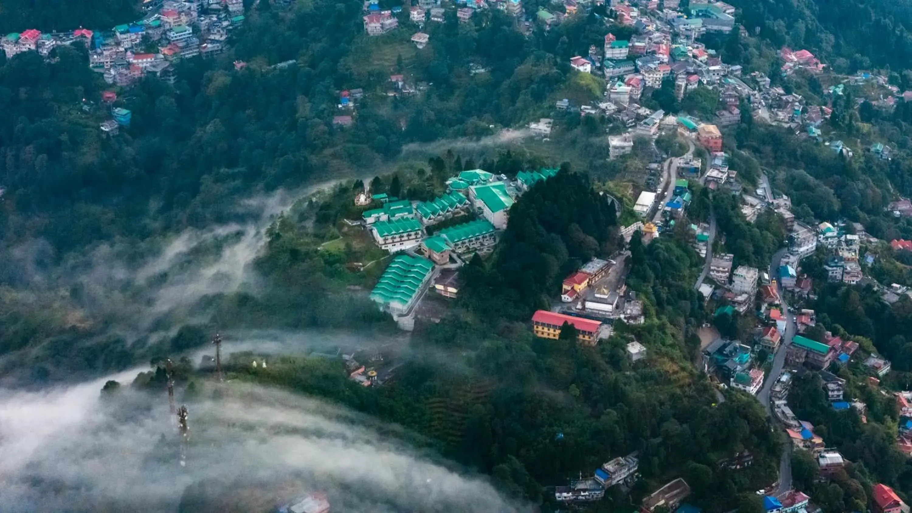 Bird's eye view in Sterling Darjeeling Bird's eye view in Sterling Darjeeling
