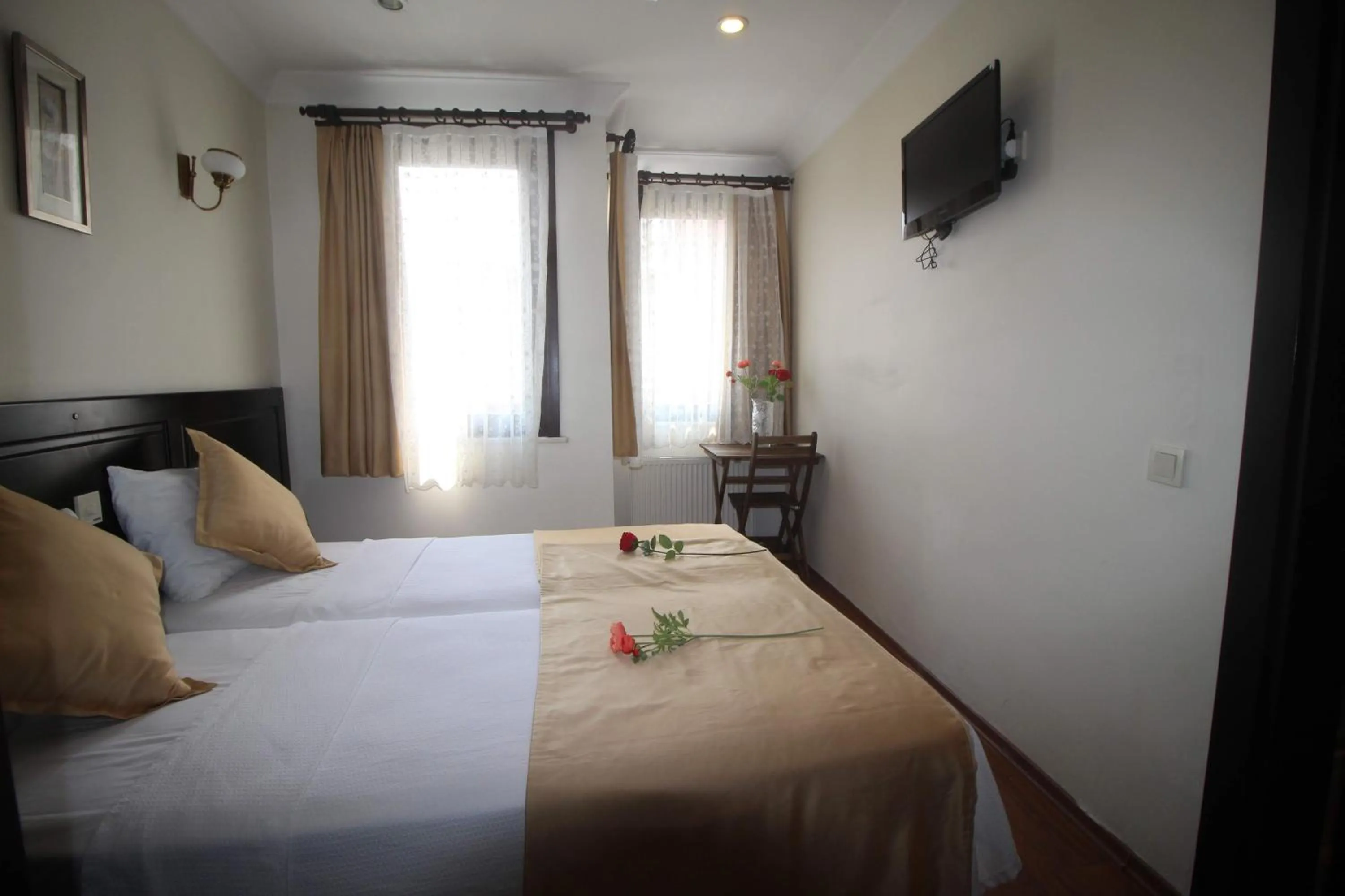 Bed in Sultans Hotel