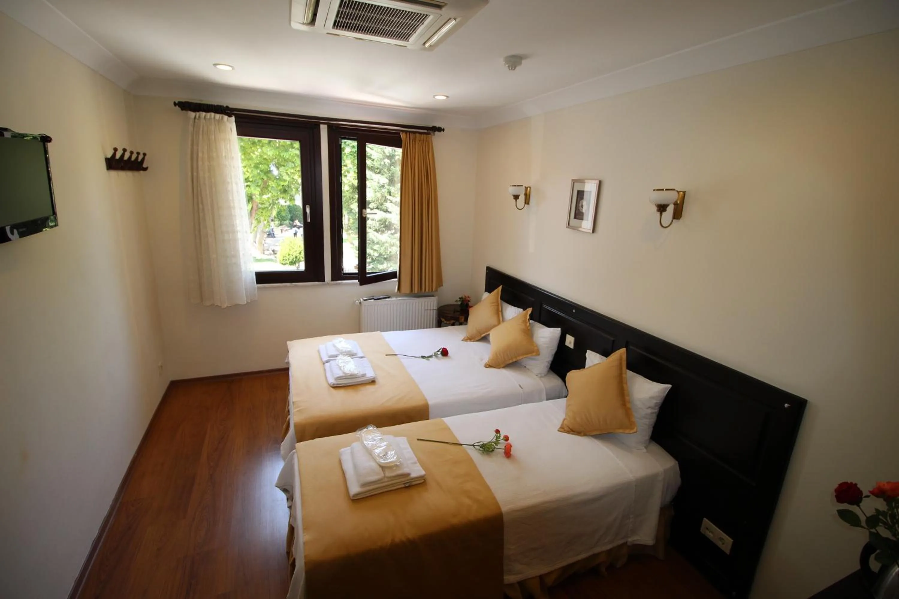 Bed in Sultans Hotel