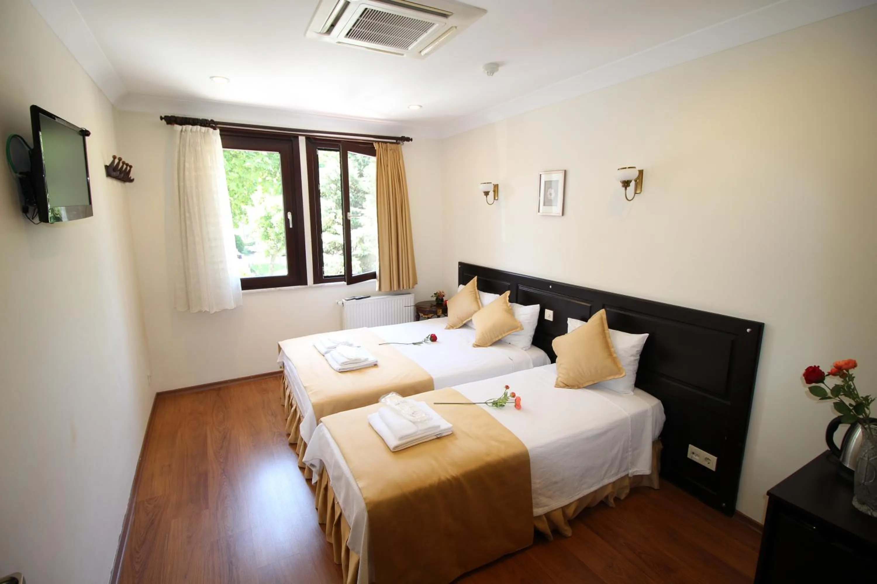 Bed in Sultans Hotel